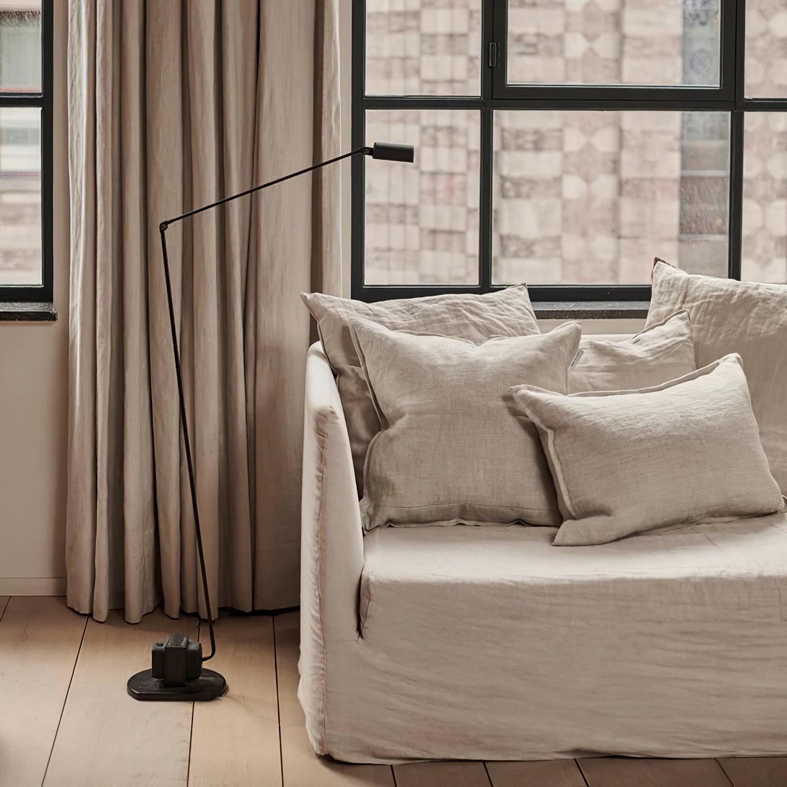 Dophines_Floor_Lamp-_31