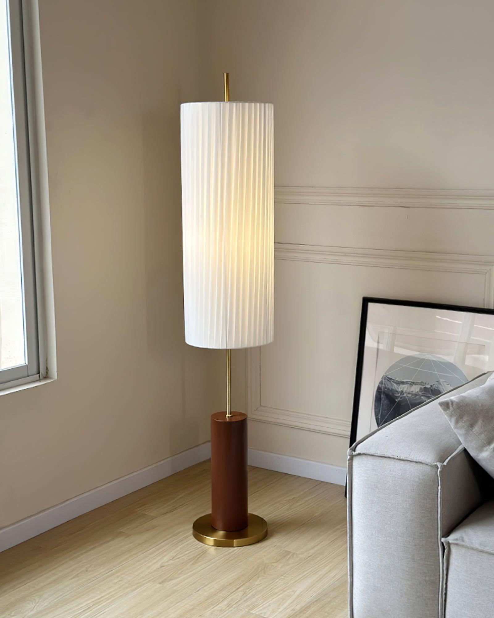 Dorica_Floor_Lamp_3