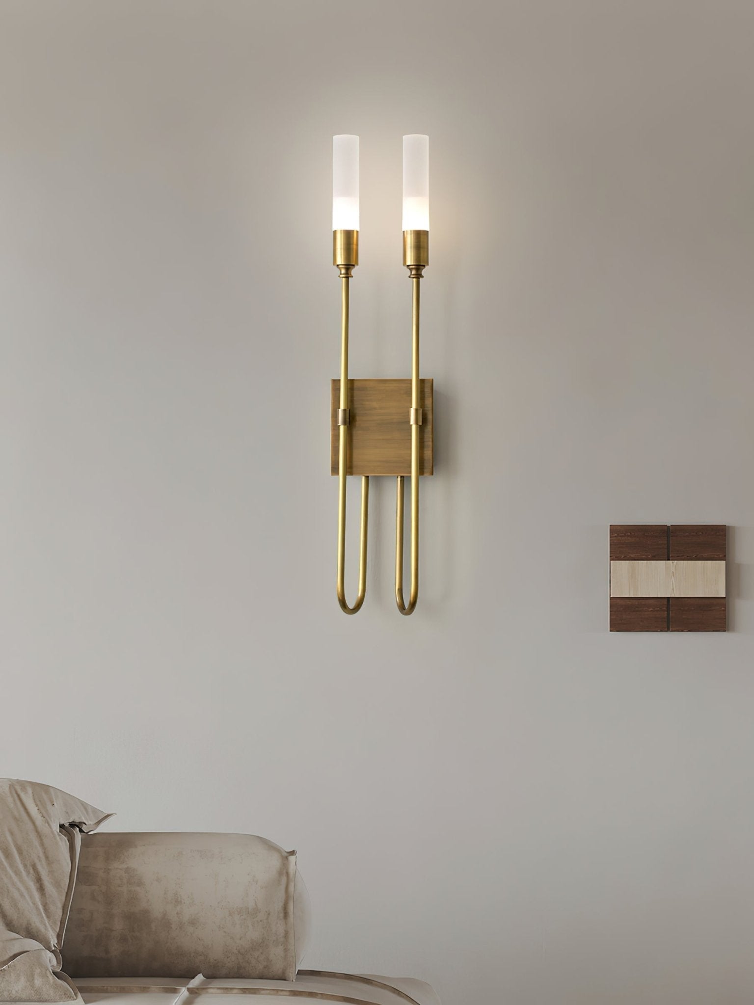 Double_Arrow_Wall_Sconce_2