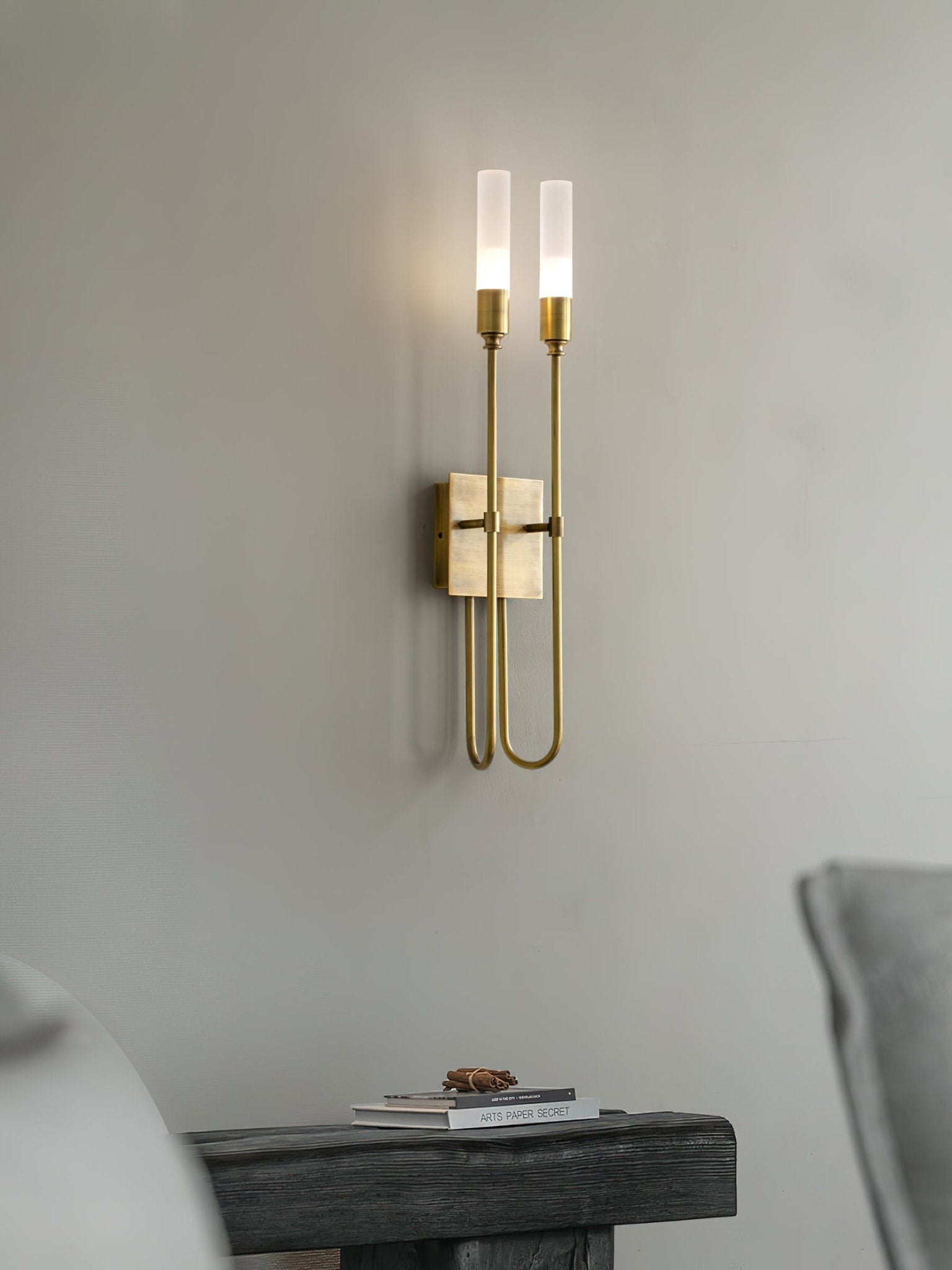 Double_Arrow_Wall_Sconce_3
