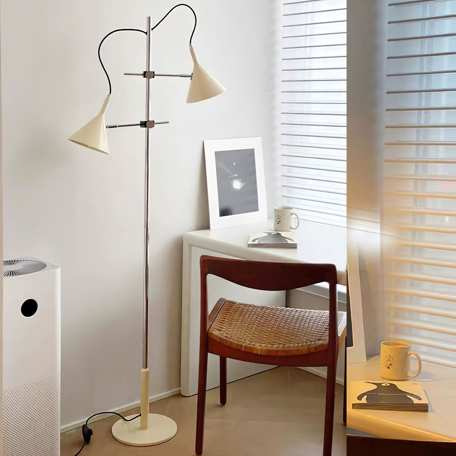 Double_Bar_Floor_Lamp_11