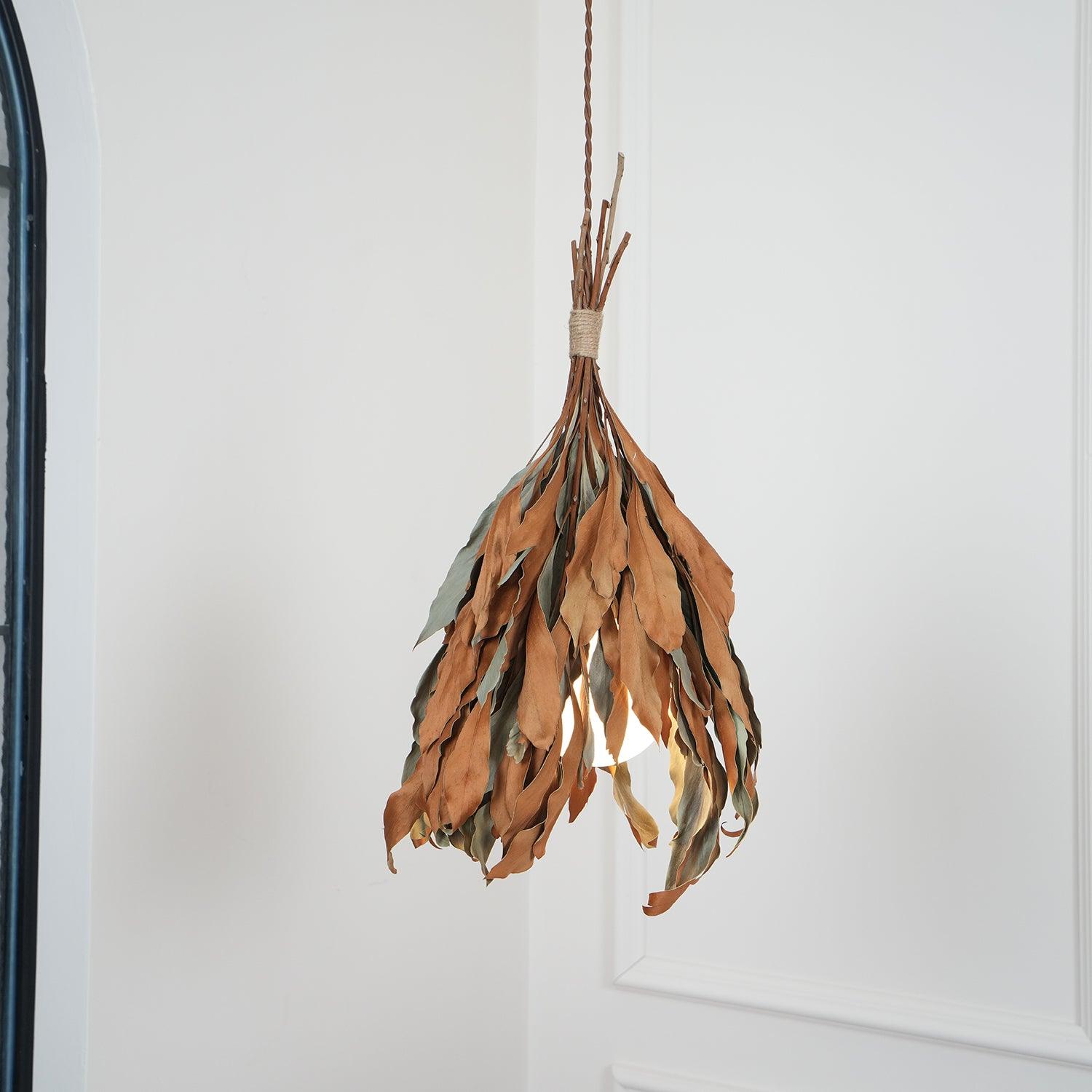 Double_Sided_Leaf_Pendant_Lamp_3_240a421d-e27c-4ede-858d-8aa6d6ebc8c3