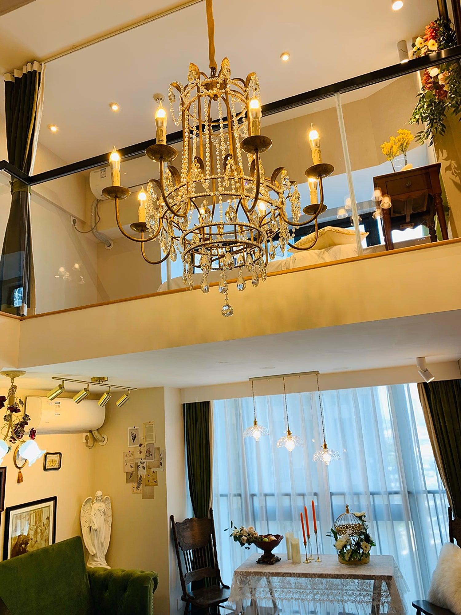 Early_American_Chandelier_13