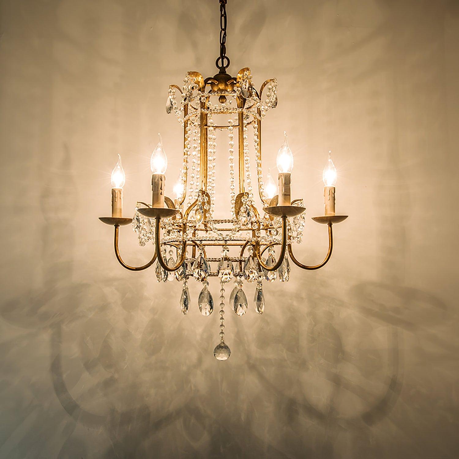 Early_American_Chandelier_19