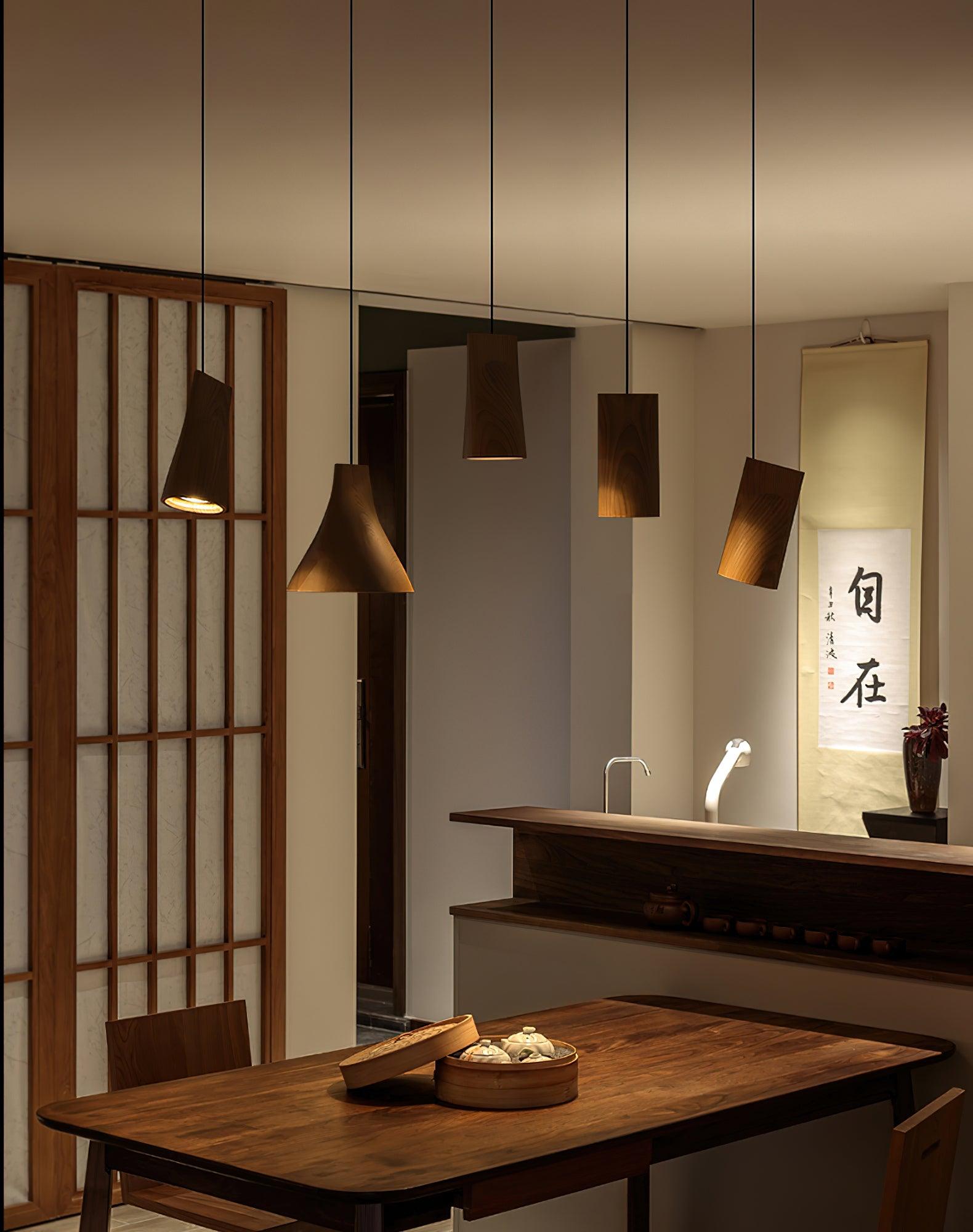 Eaves_Chandelier_11