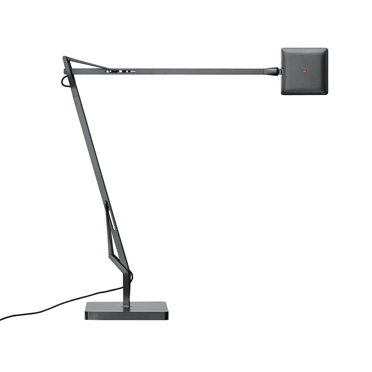 Edge_Table_Lamp_18