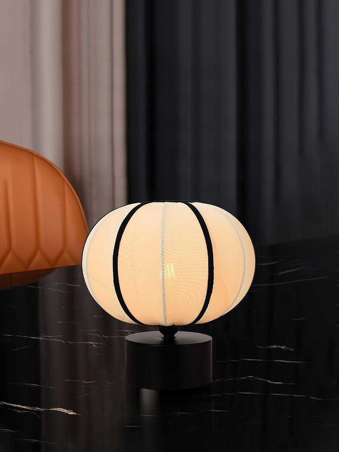 Ellos_Table_Lamp_2