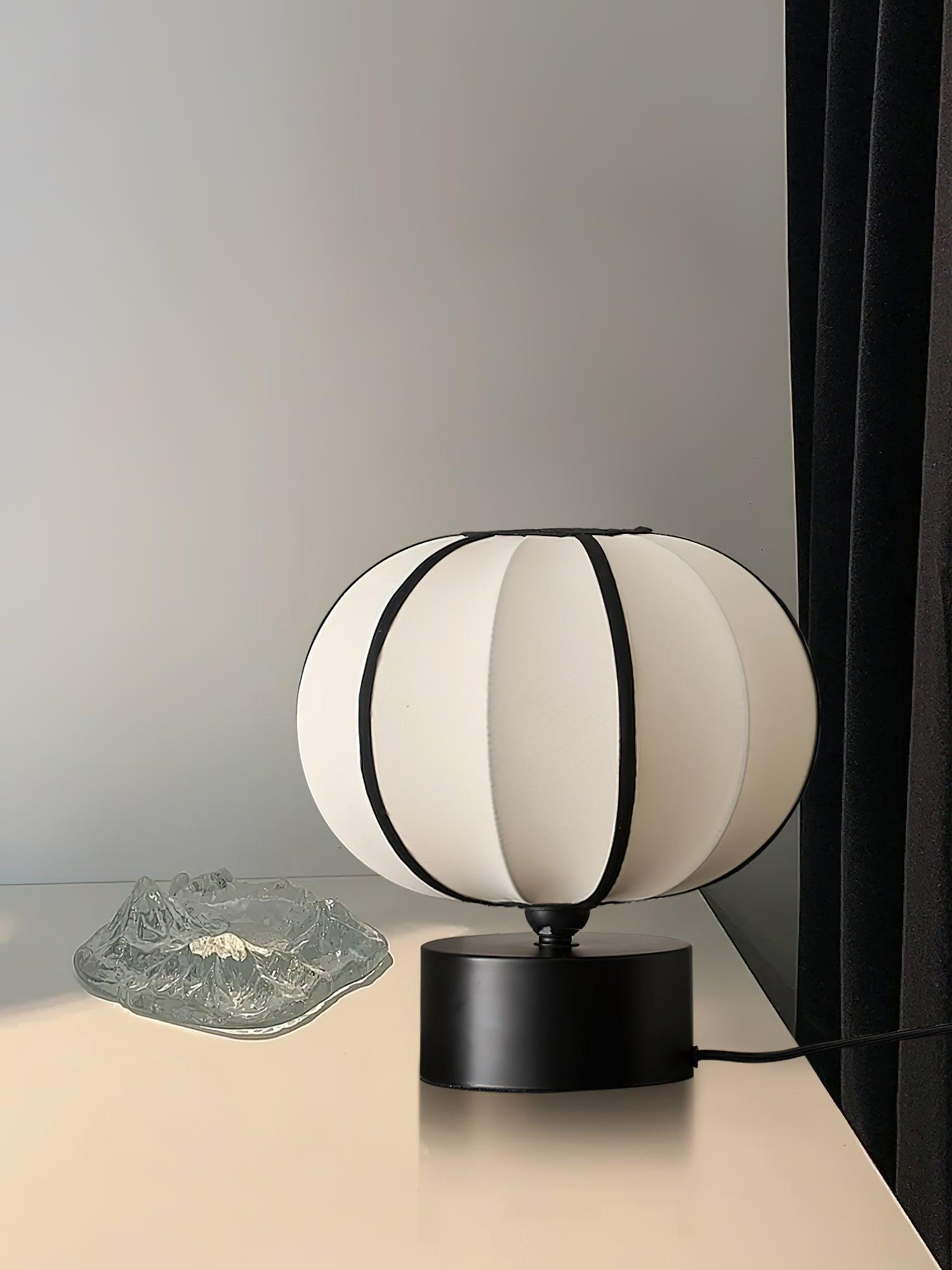 Ellos_Table_Lamp_4