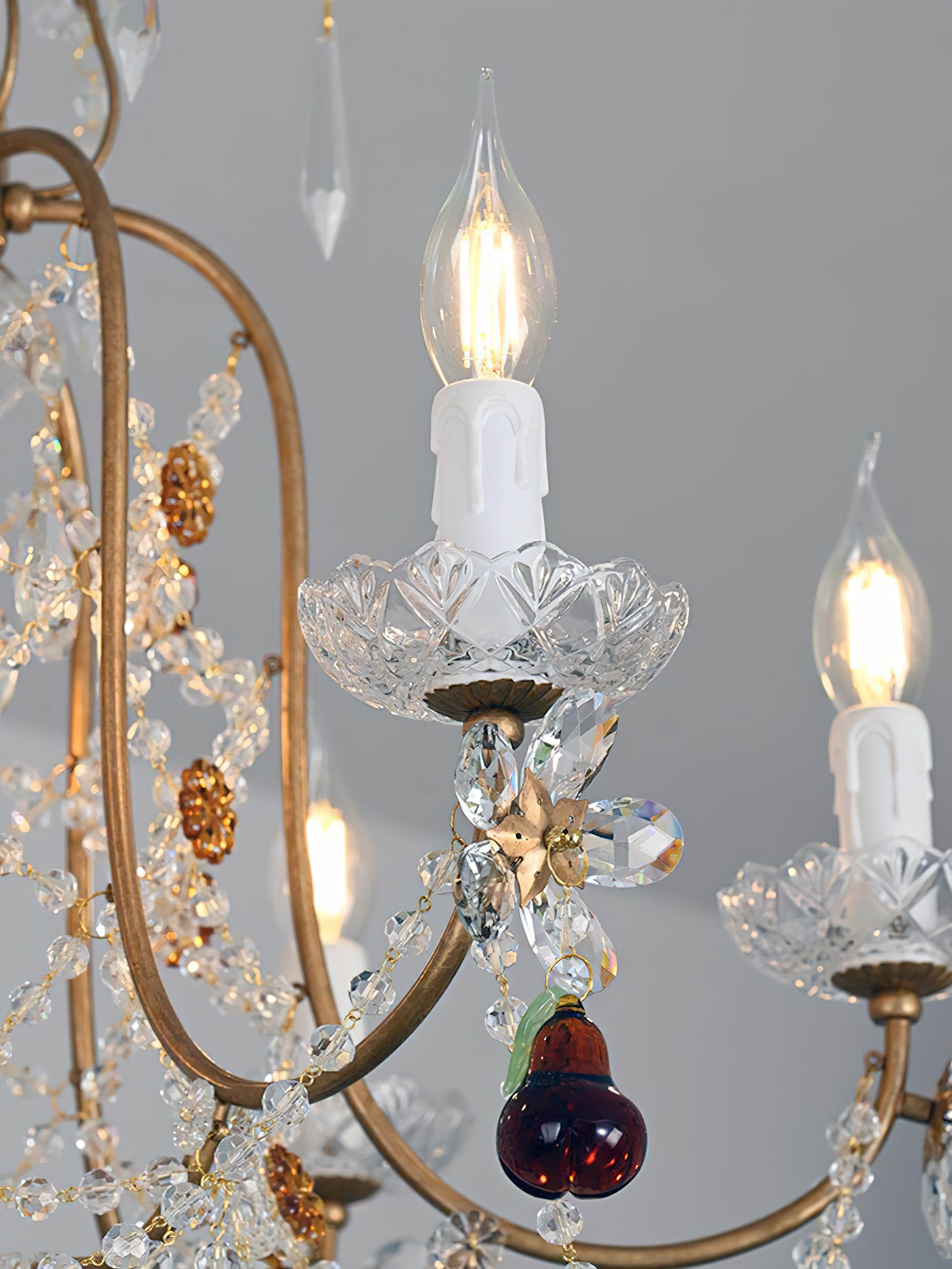 Eloise_Chandelier_16