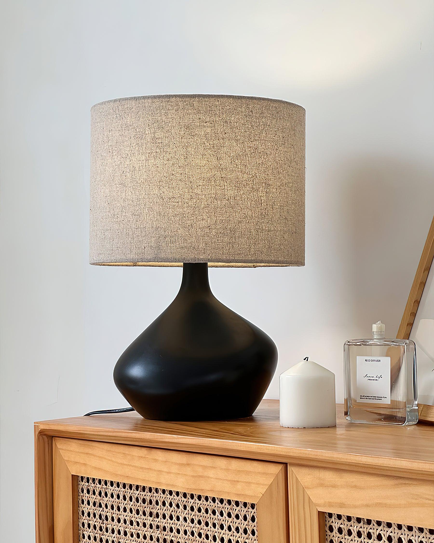 Ember_Vase_Table_Lamp._12