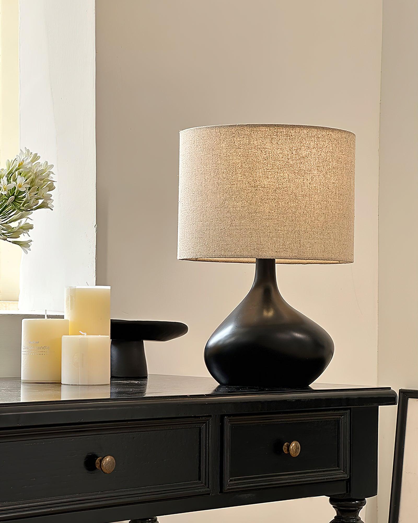 Ember_Vase_Table_Lamp._2