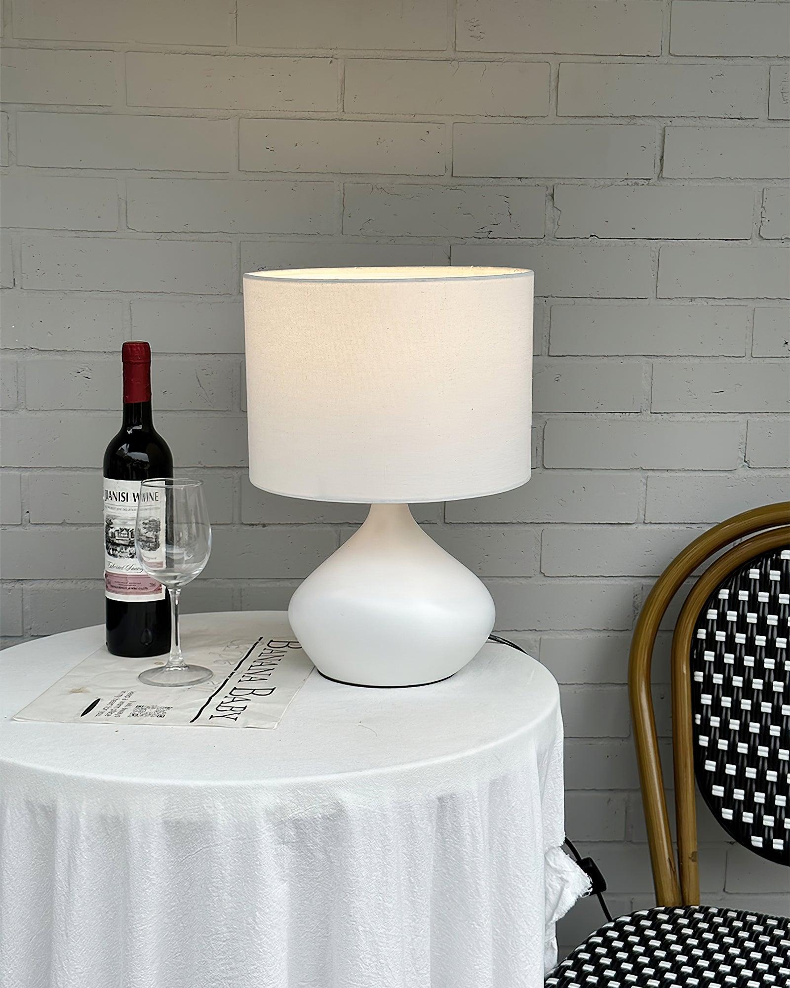 Ember_Vase_Table_Lamp._8