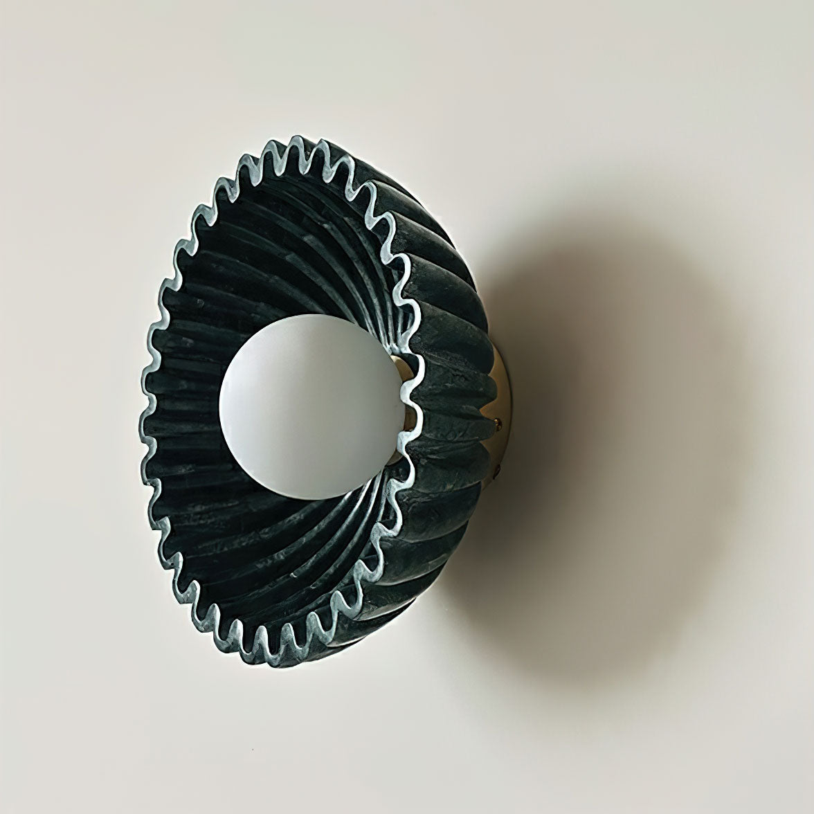 Emerald_Wave_Wall_Lamp_01_3