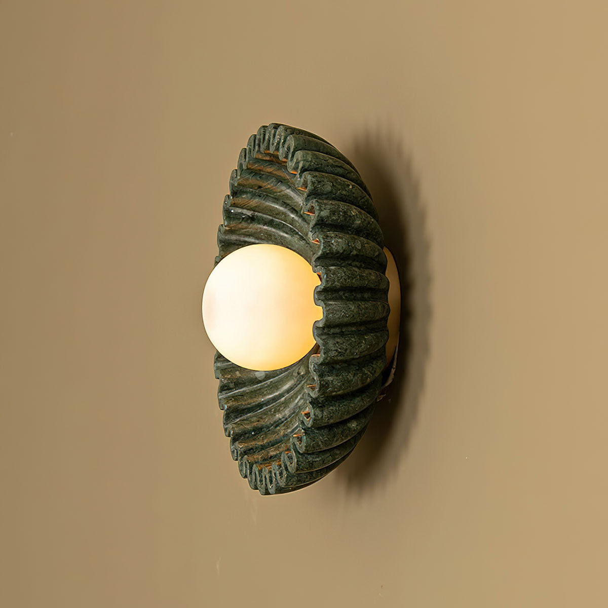 Emerald_Wave_Wall_Lamp_01_4