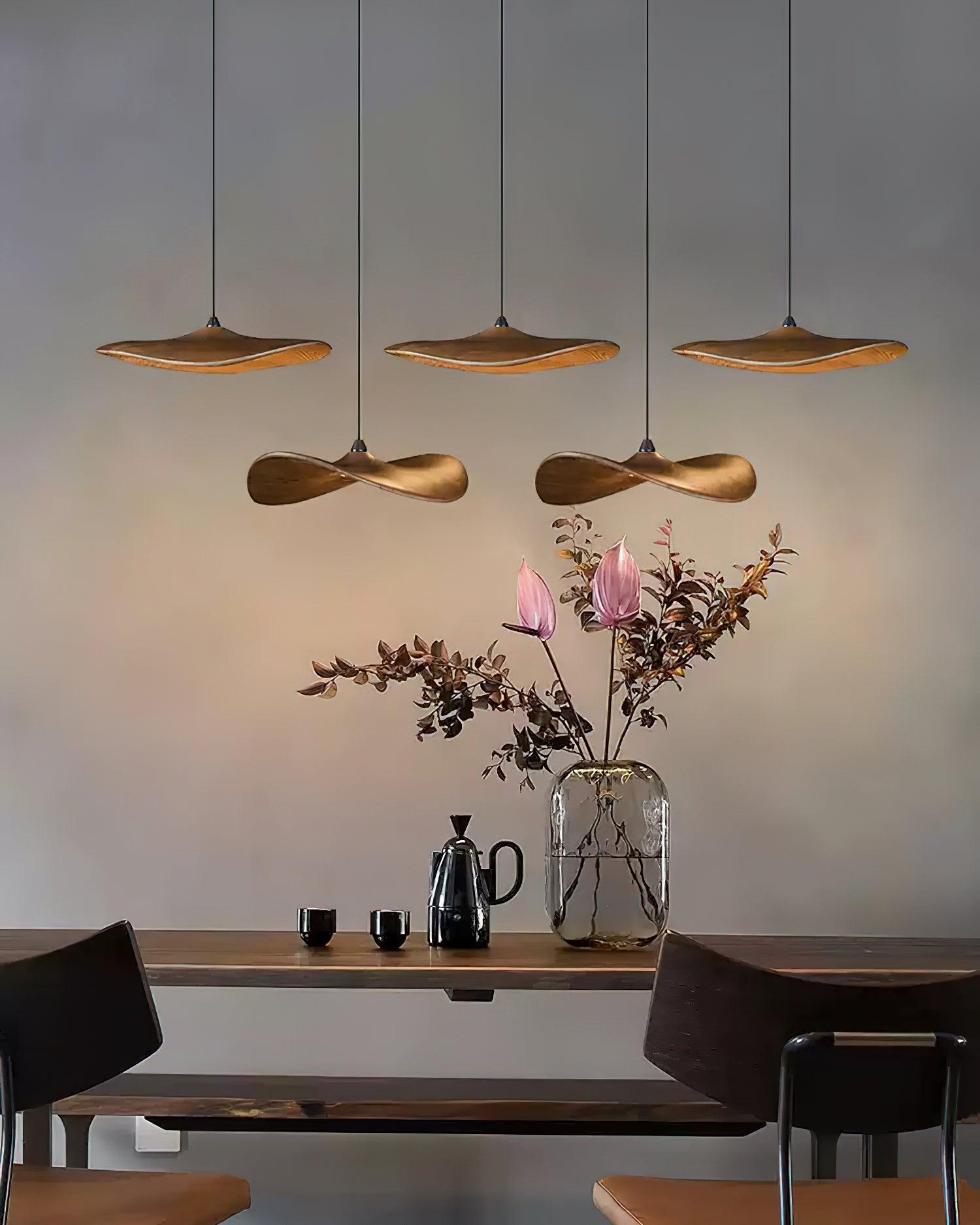 Empty_Leaf_Chandelier_1