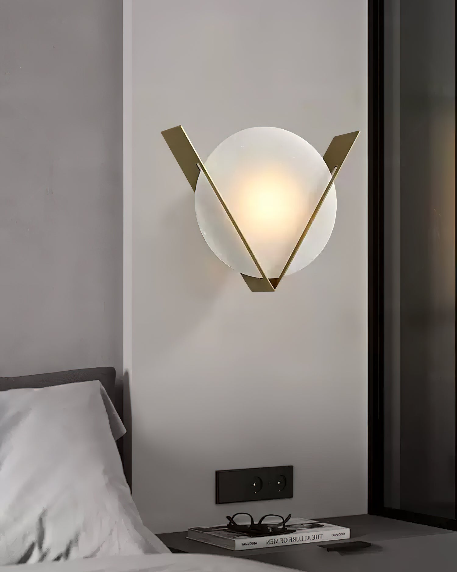 Enzo_Wall_Light_4