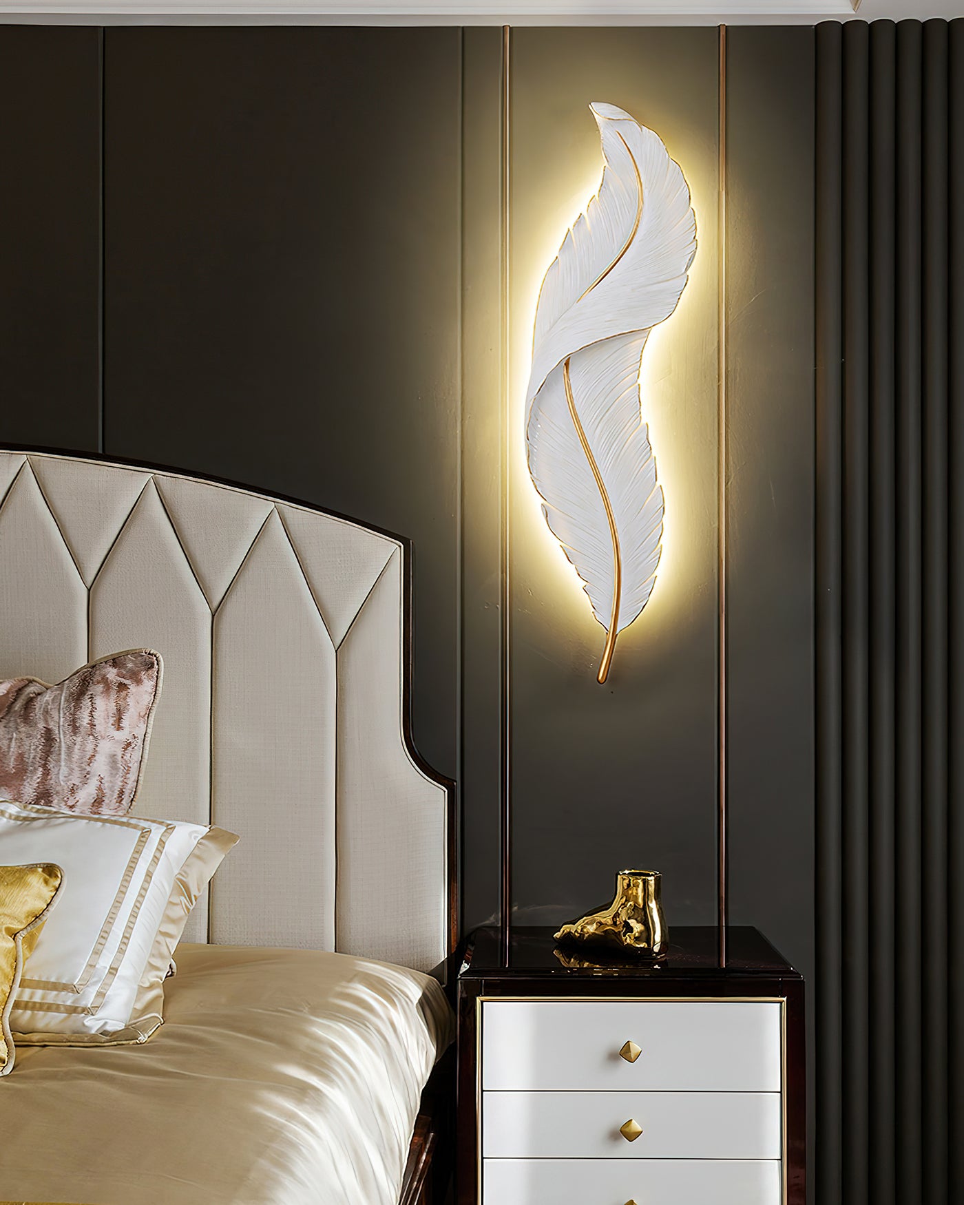 Feather_Wall_Lamp_4