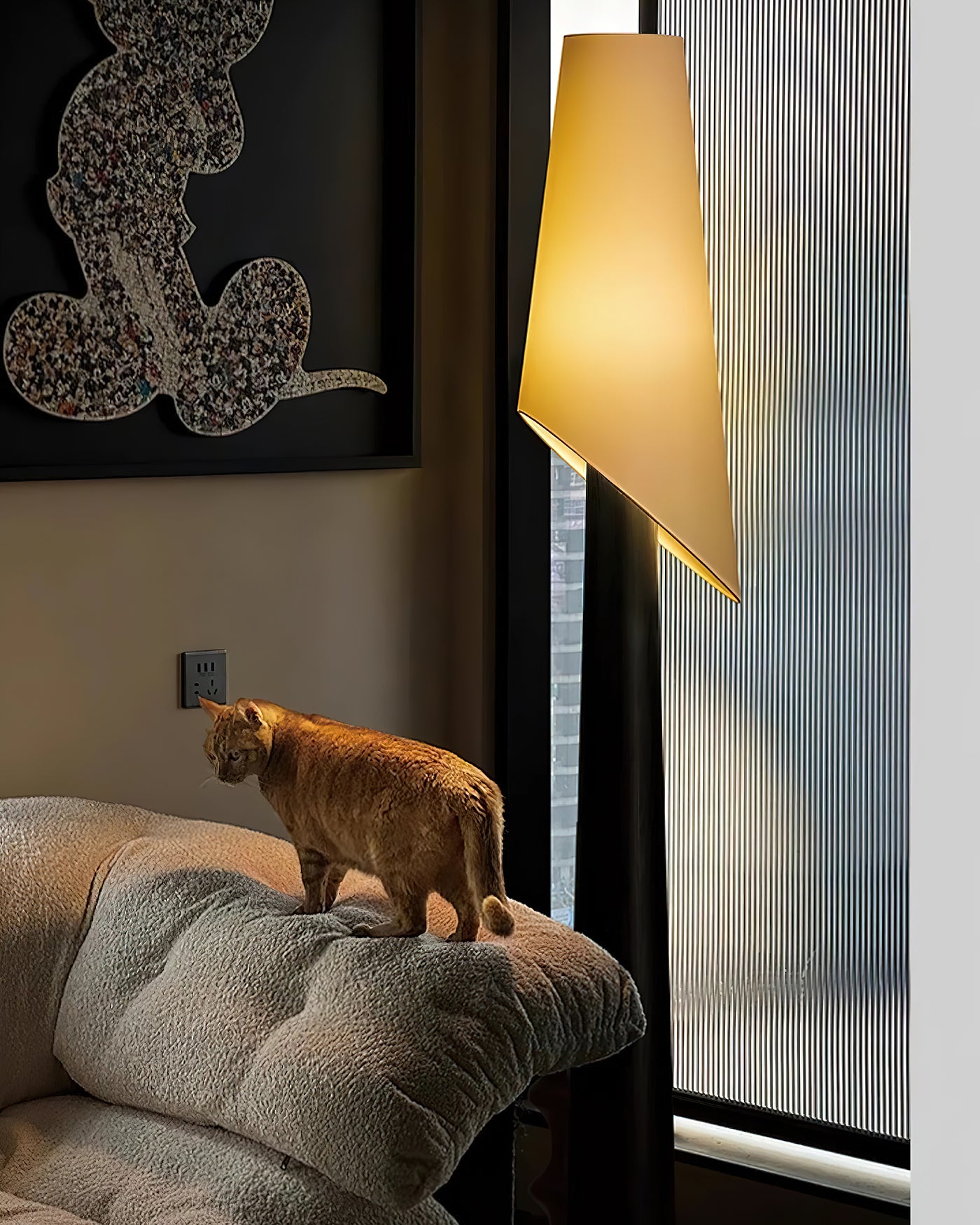 Flag_Floor_Lamp_1