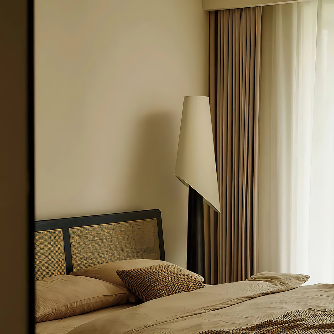 Flag_Floor_Lamp_9