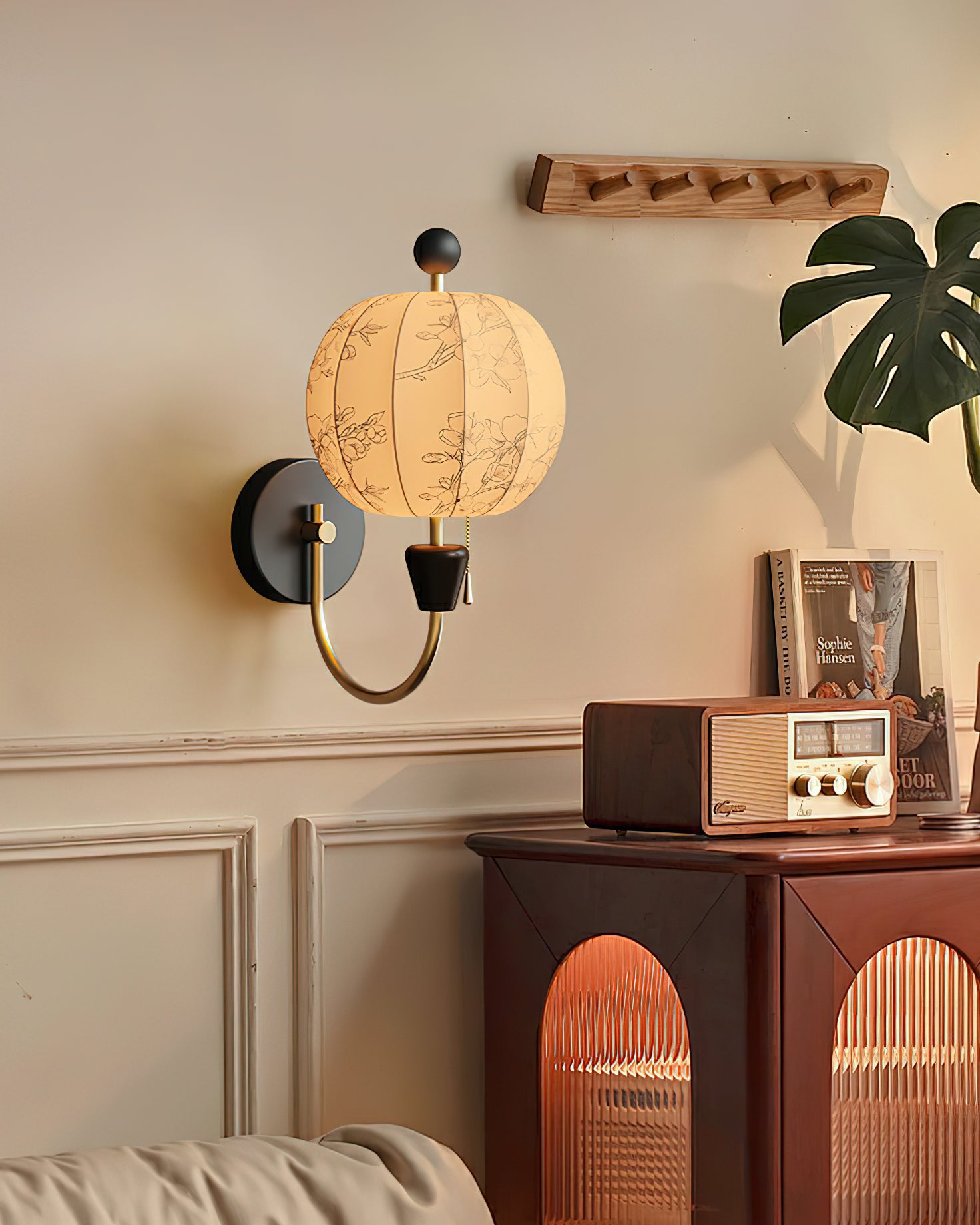 Flower_Ball_Wall_Lamp_1