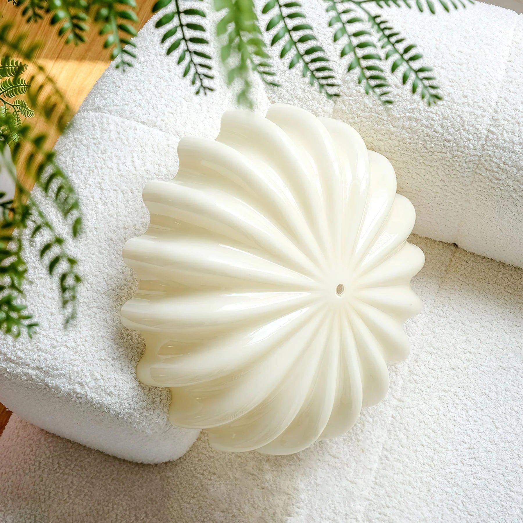FlowersCurseCeilingLight._4