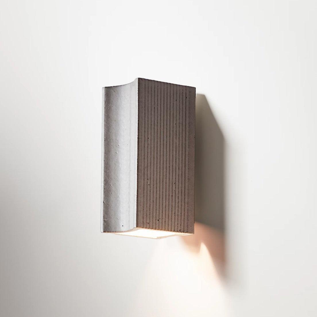Flute_Wall_Lamp_2