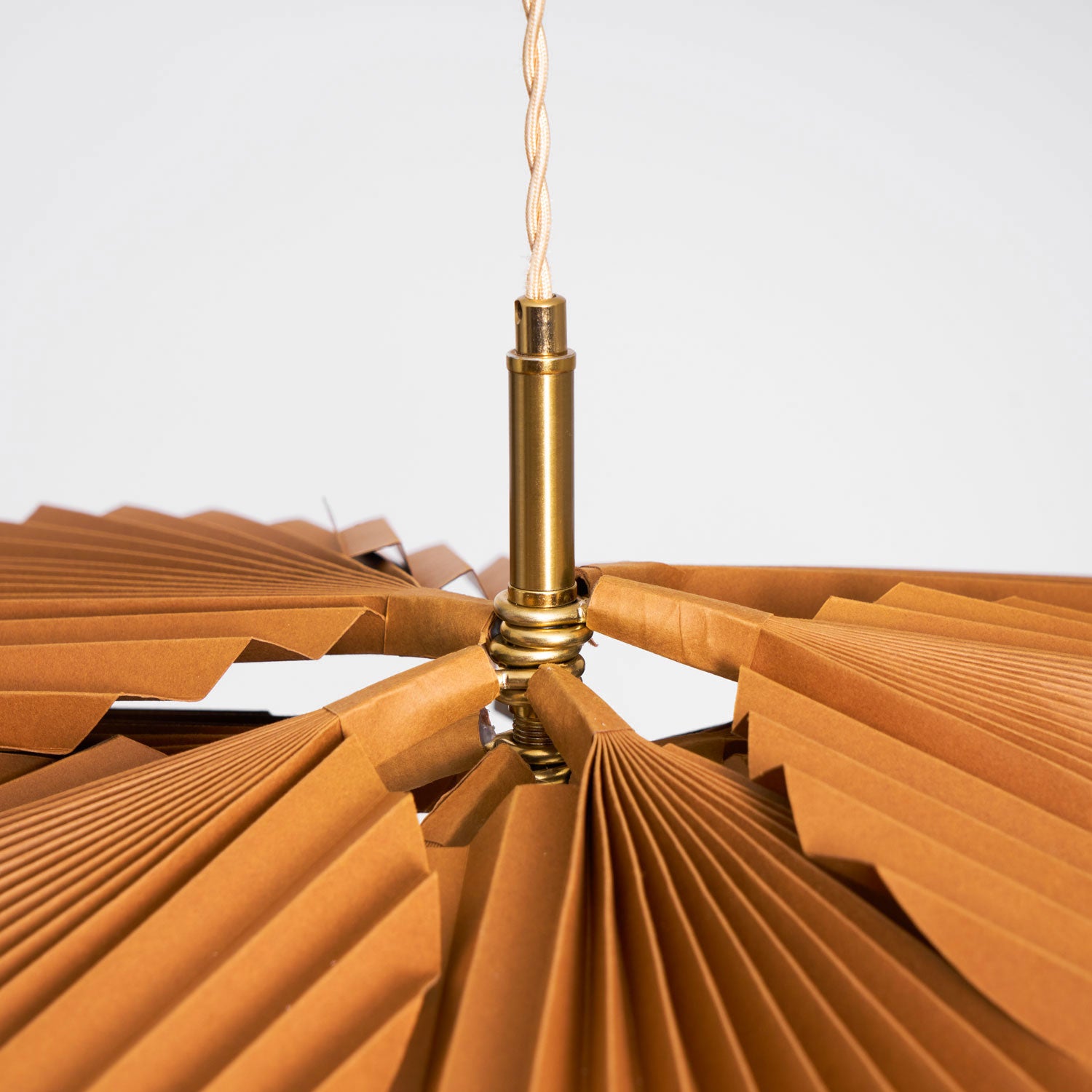 Folded-Leaf-Lotus-Pendant-Lamp-_7