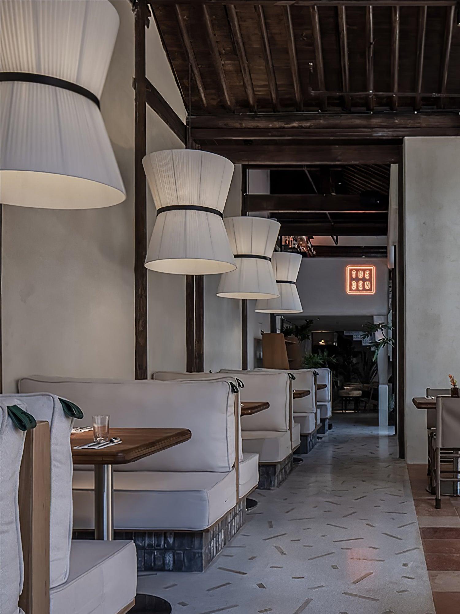 Folie_Pendant_Light_24