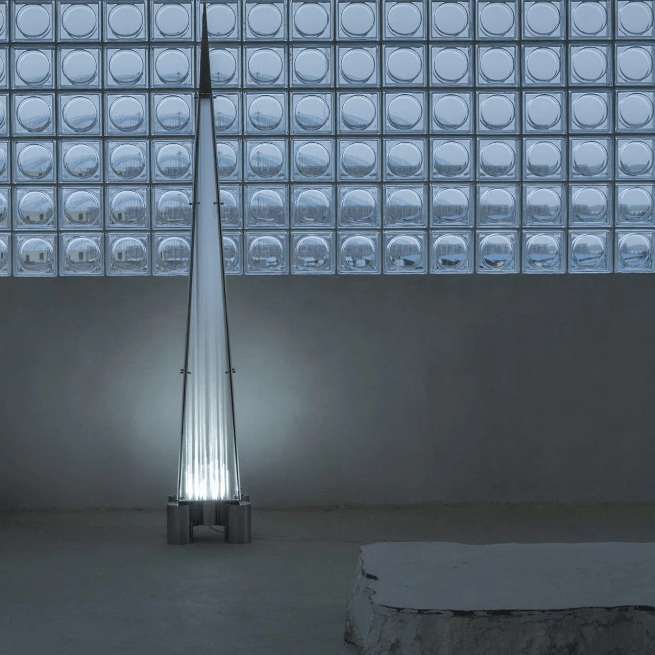 Fragment_Floor_Lamp_1