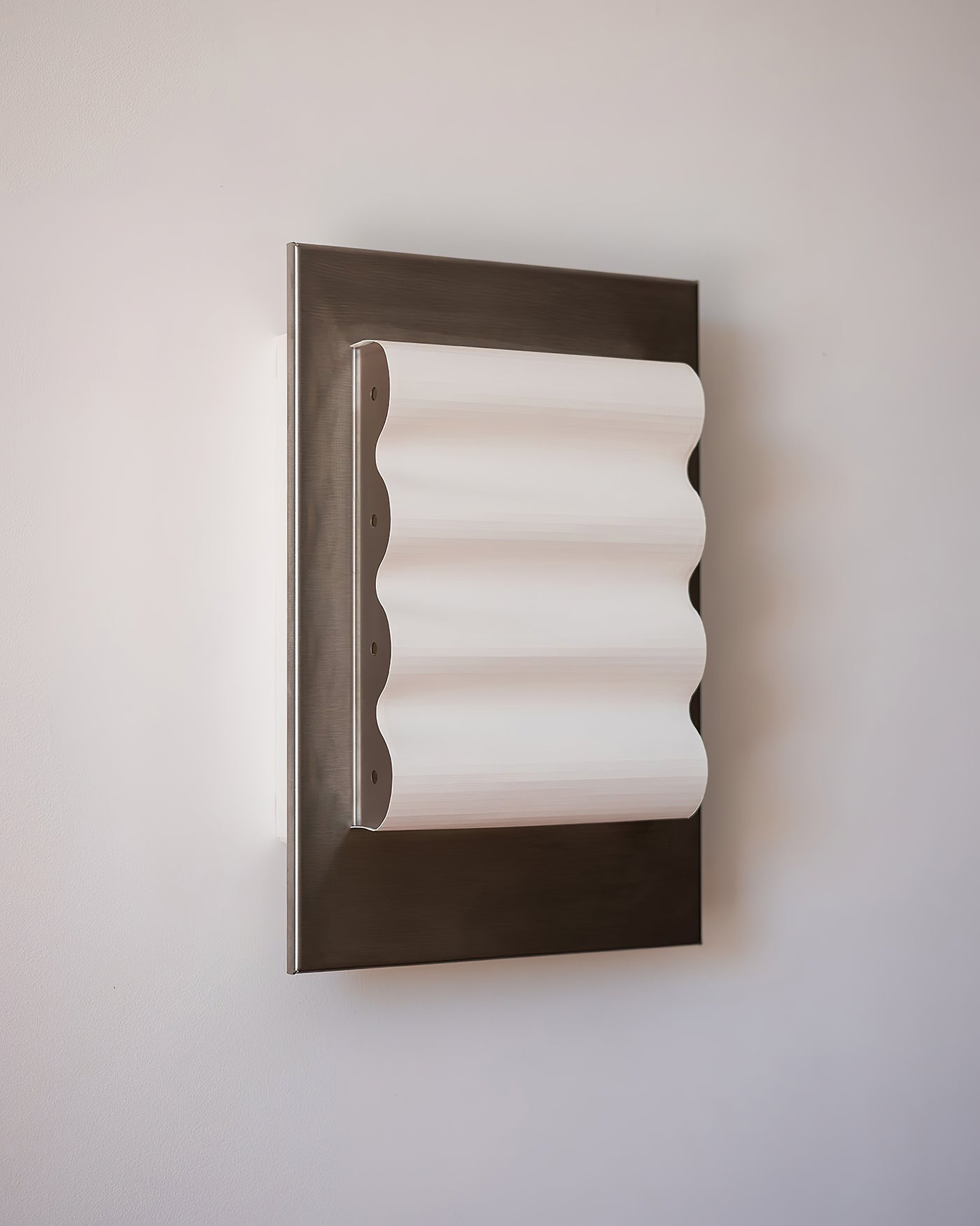 Frame_Wall_Lamp_2