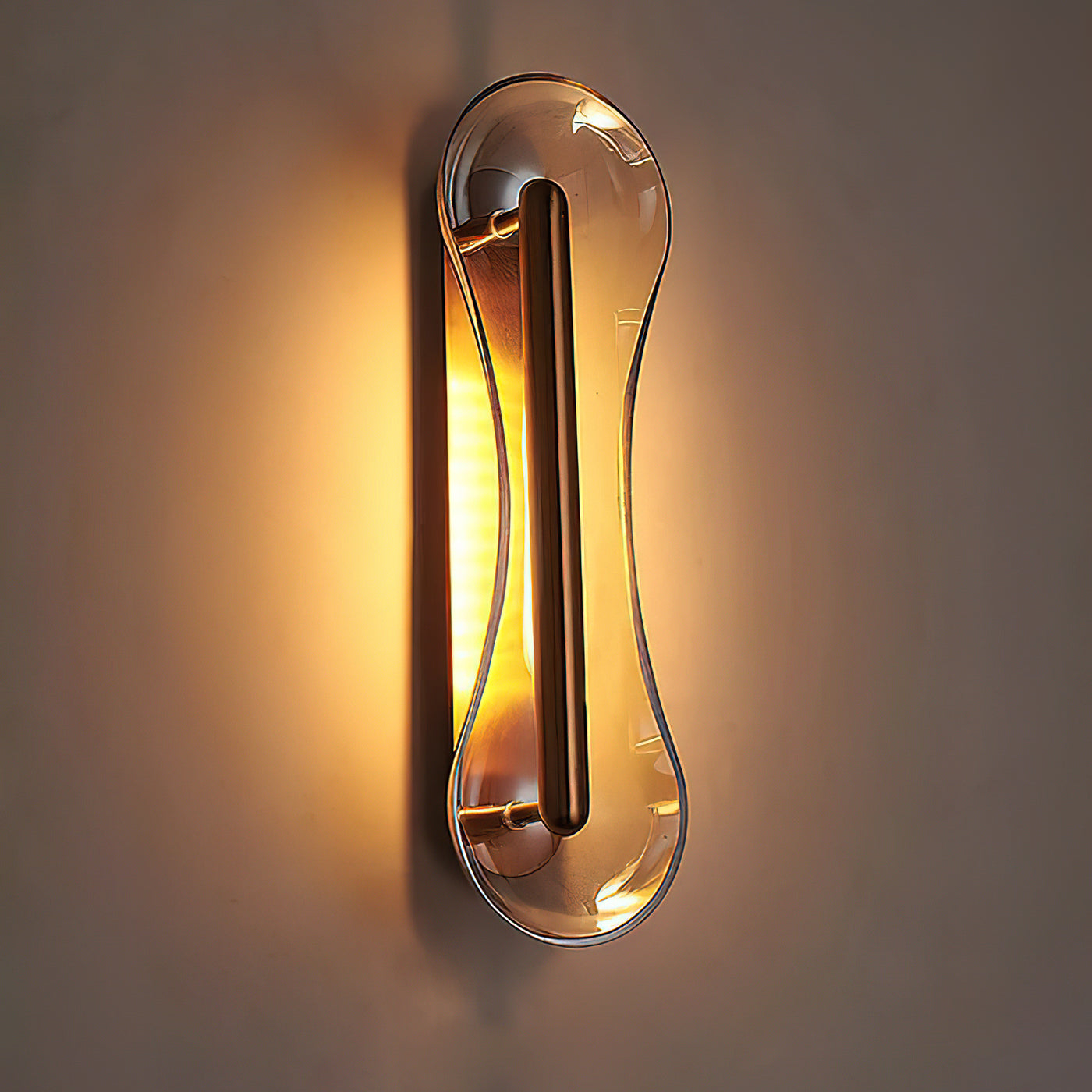 Gastra_Wall_Lamp_2