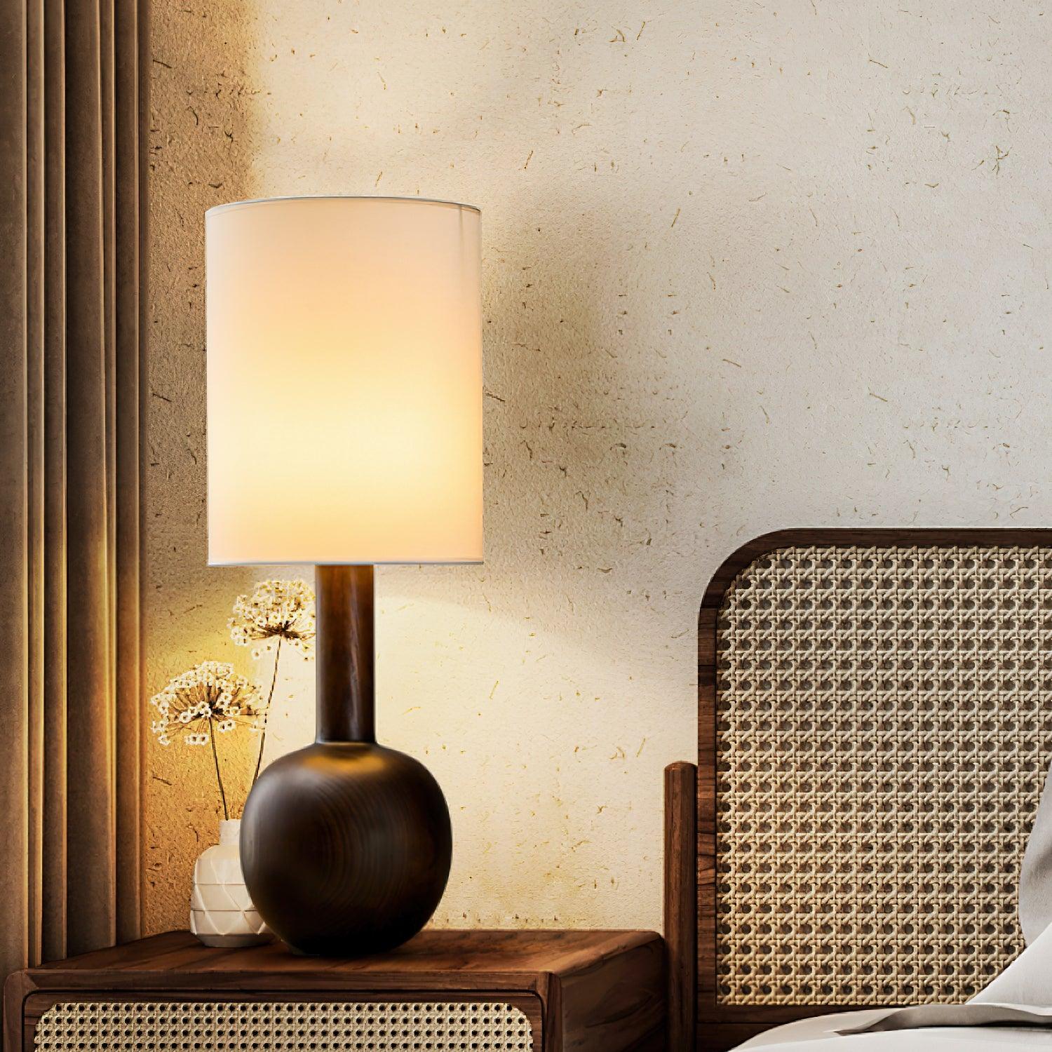 Gavel_Table_Lamp_1