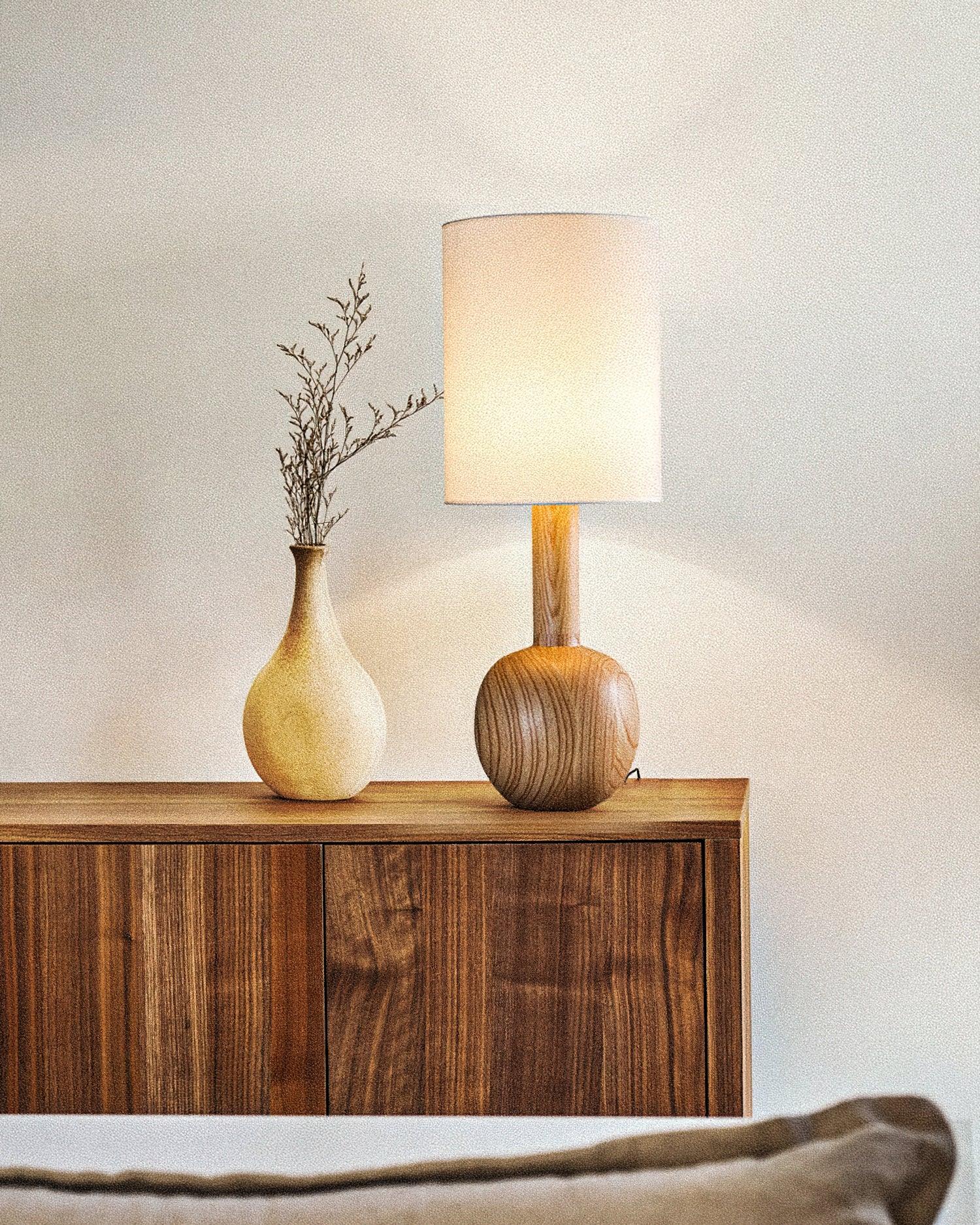 Gavel_Table_Lamp_11