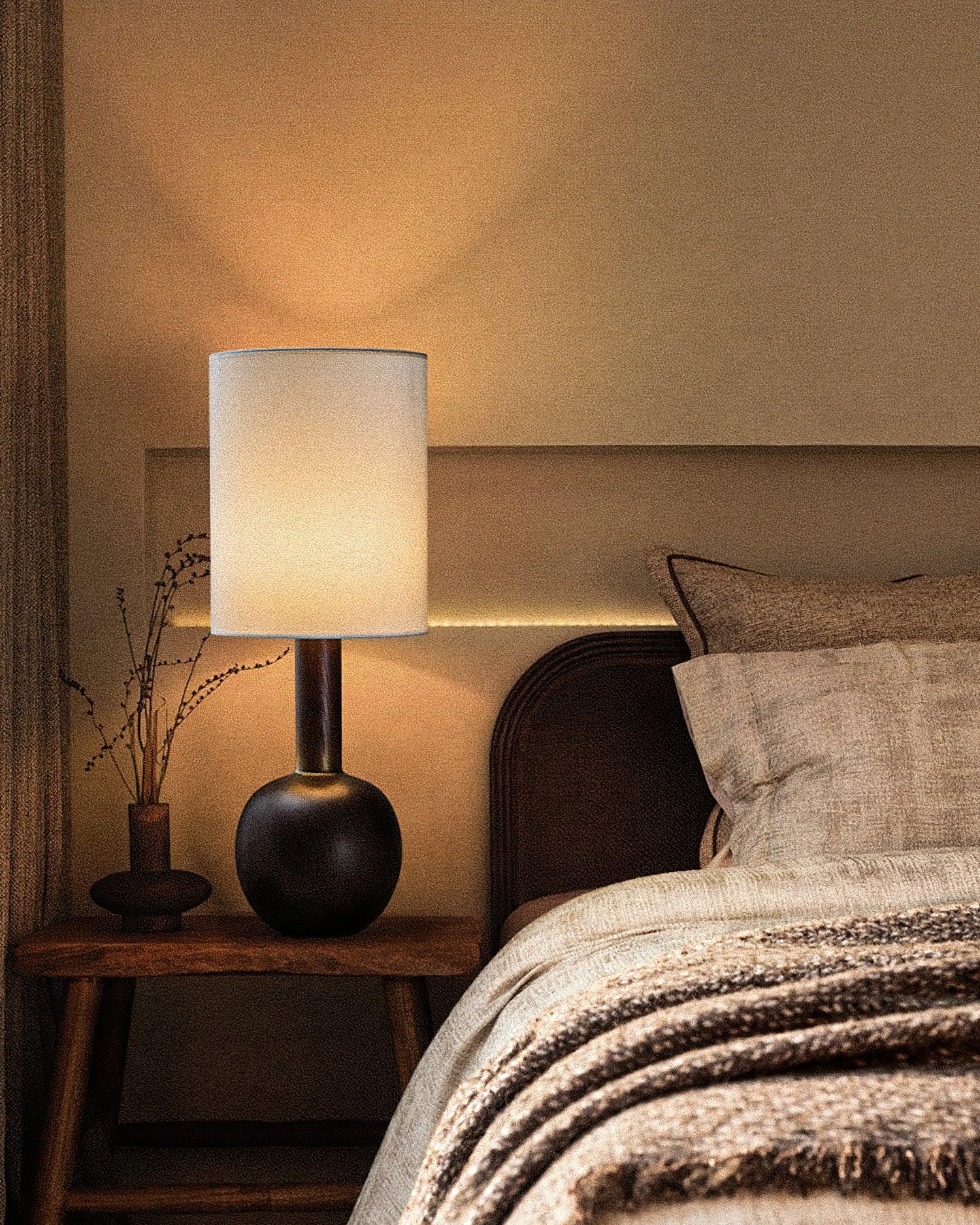 Gavel_Table_Lamp_4