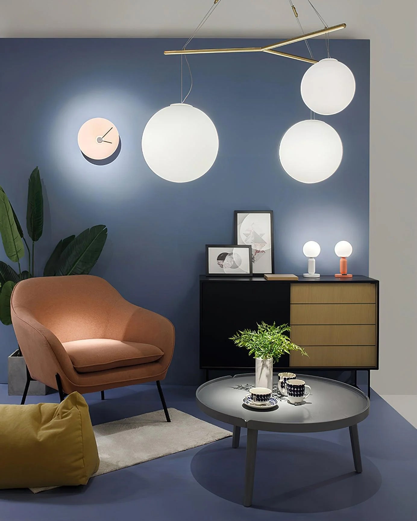 Geometric_Triangle_Chandelier_1
