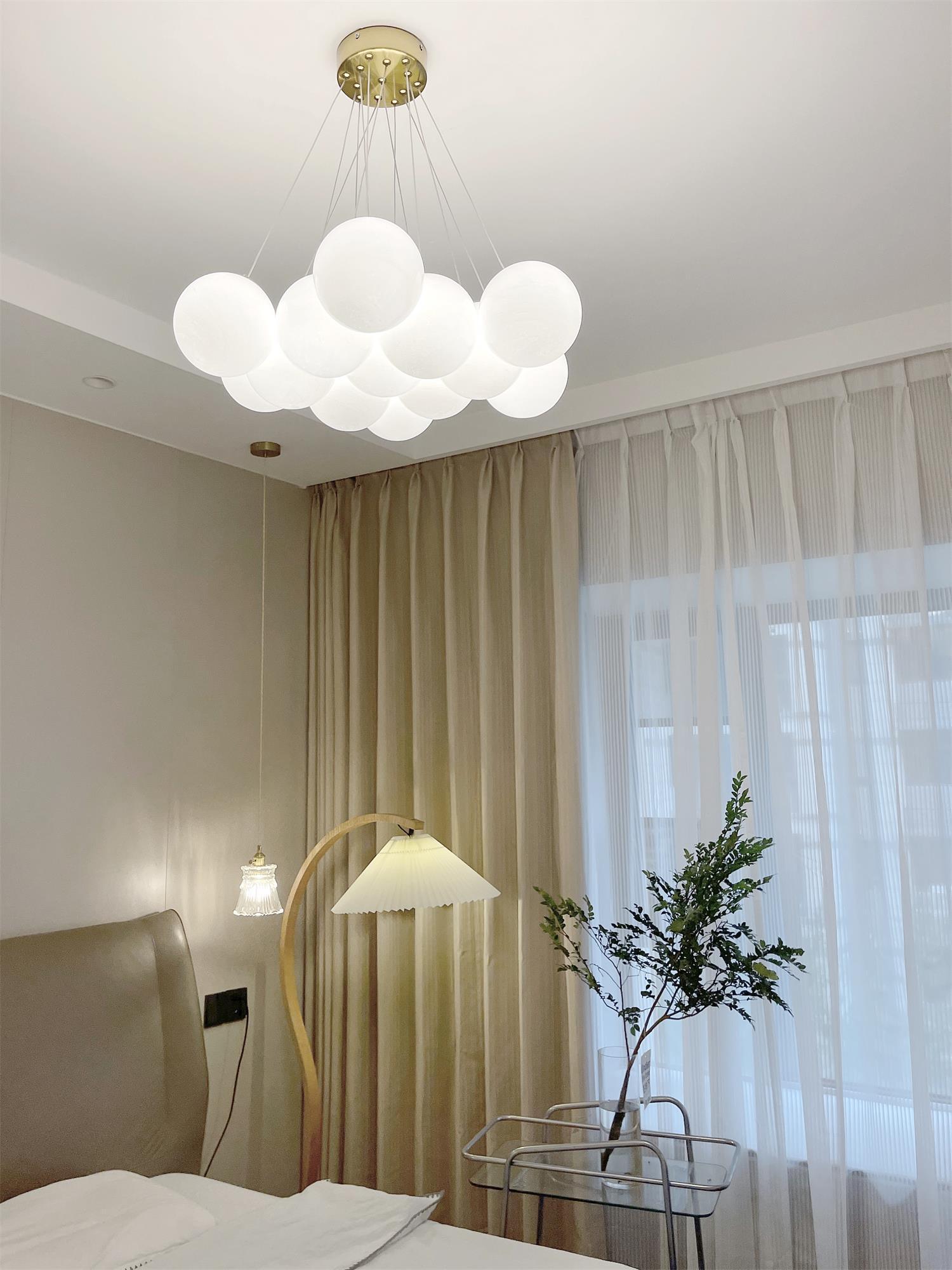 Glass_Cluster_Chandelier_2