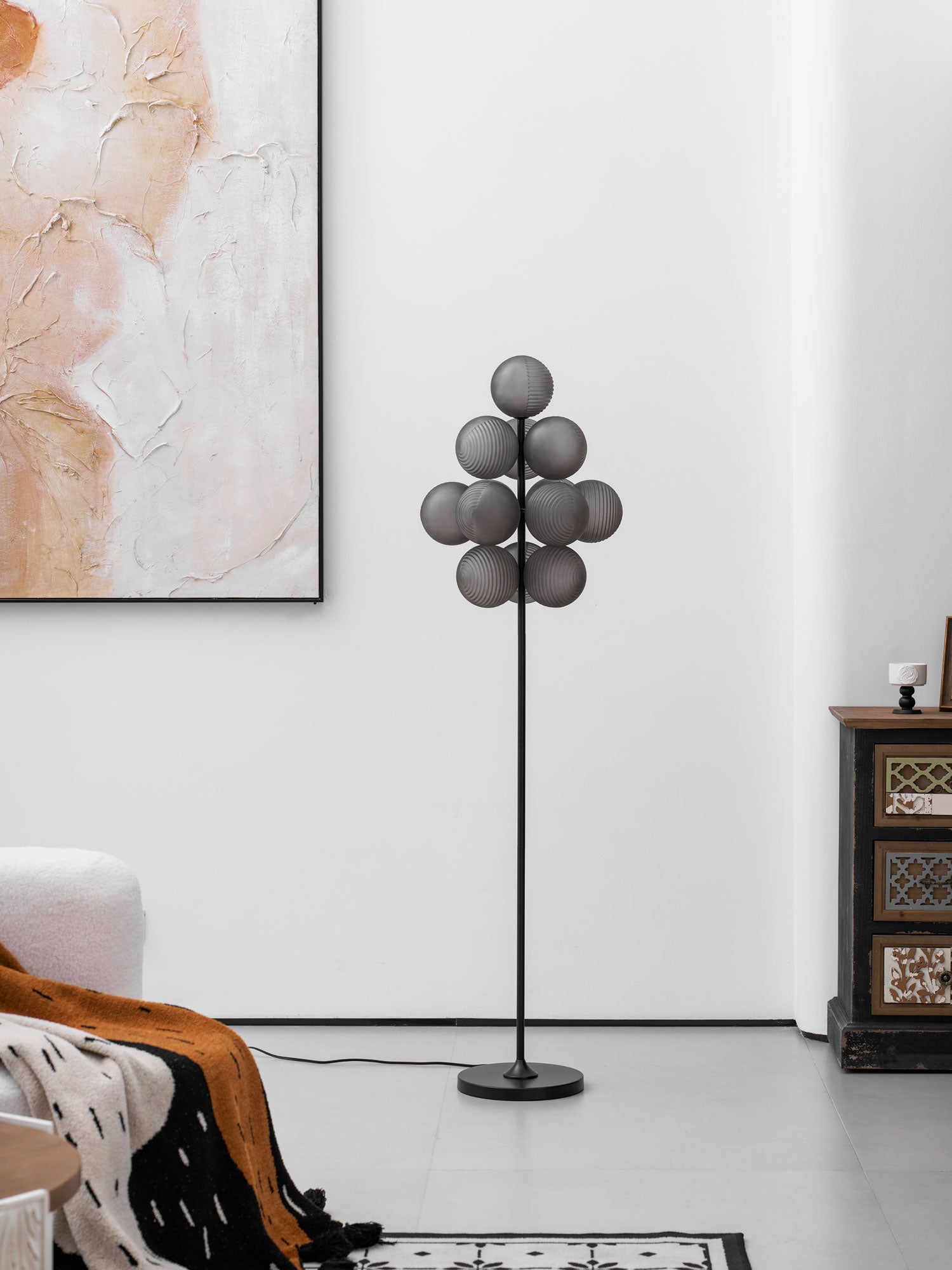 Grape-_Floor-_Lamp-1220_9