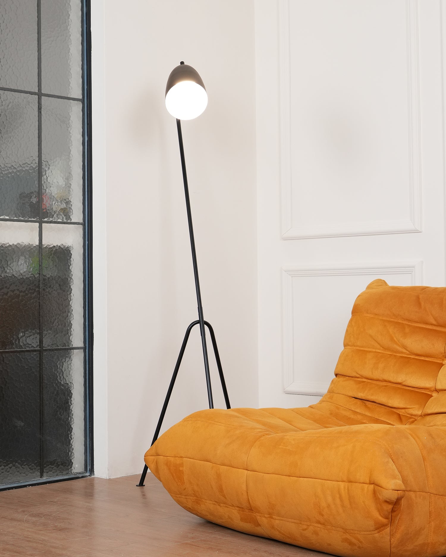 Grasshopper_Floor_Lamp._1