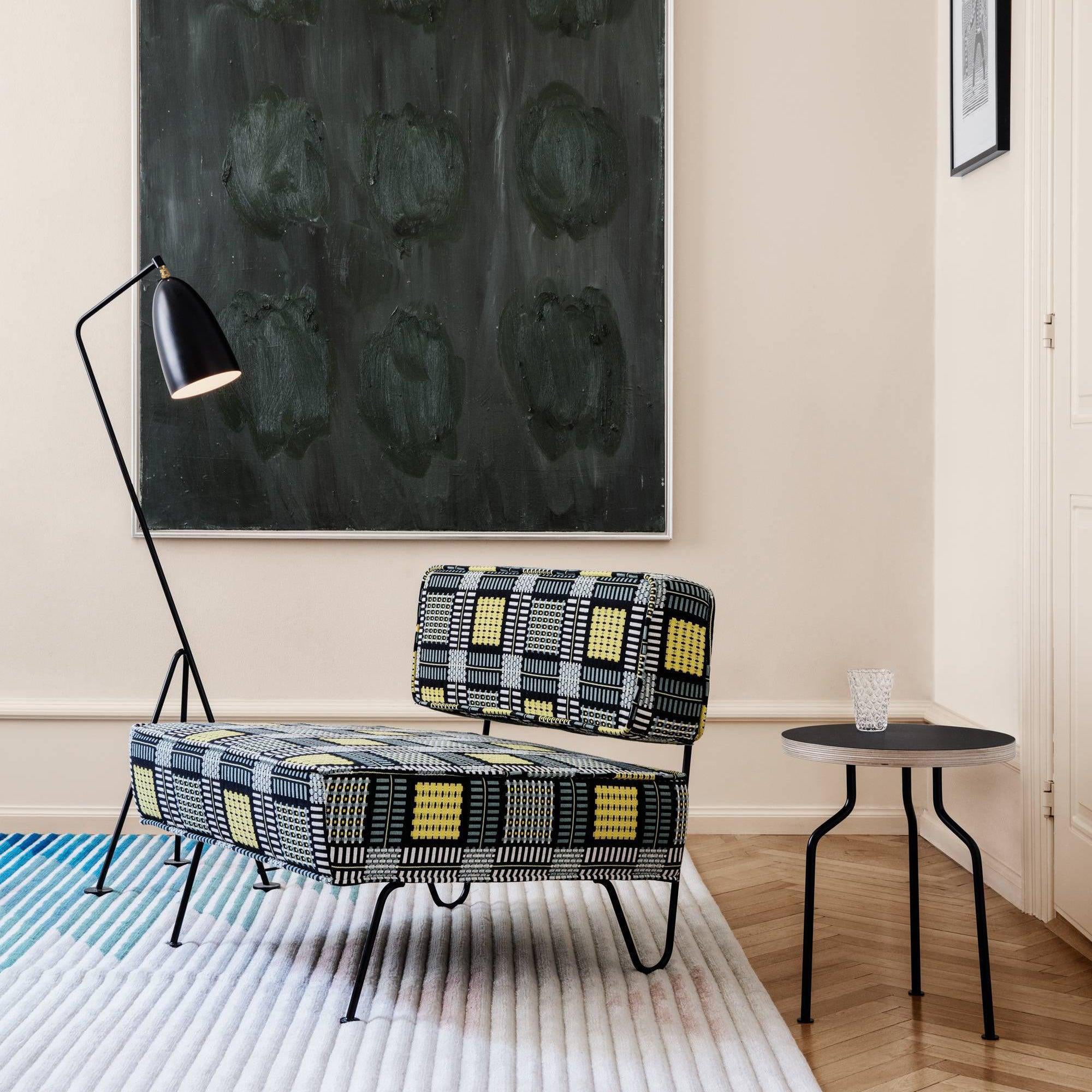 Grasshopper_Floor_Lamp_5_025d5042-2f12-41d2-b597-63a52c3d826b