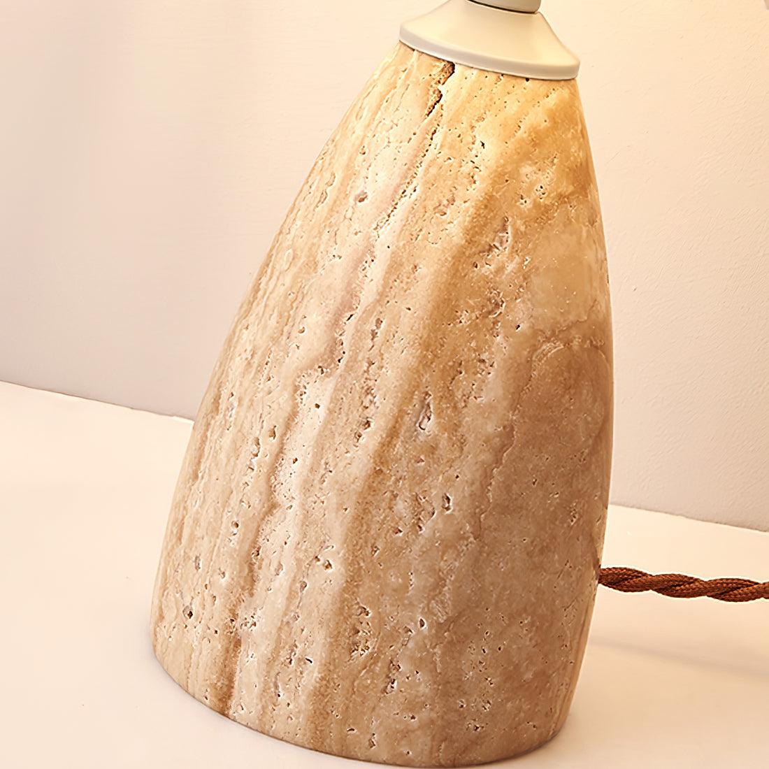 Gusnow_Table_Lamp_1