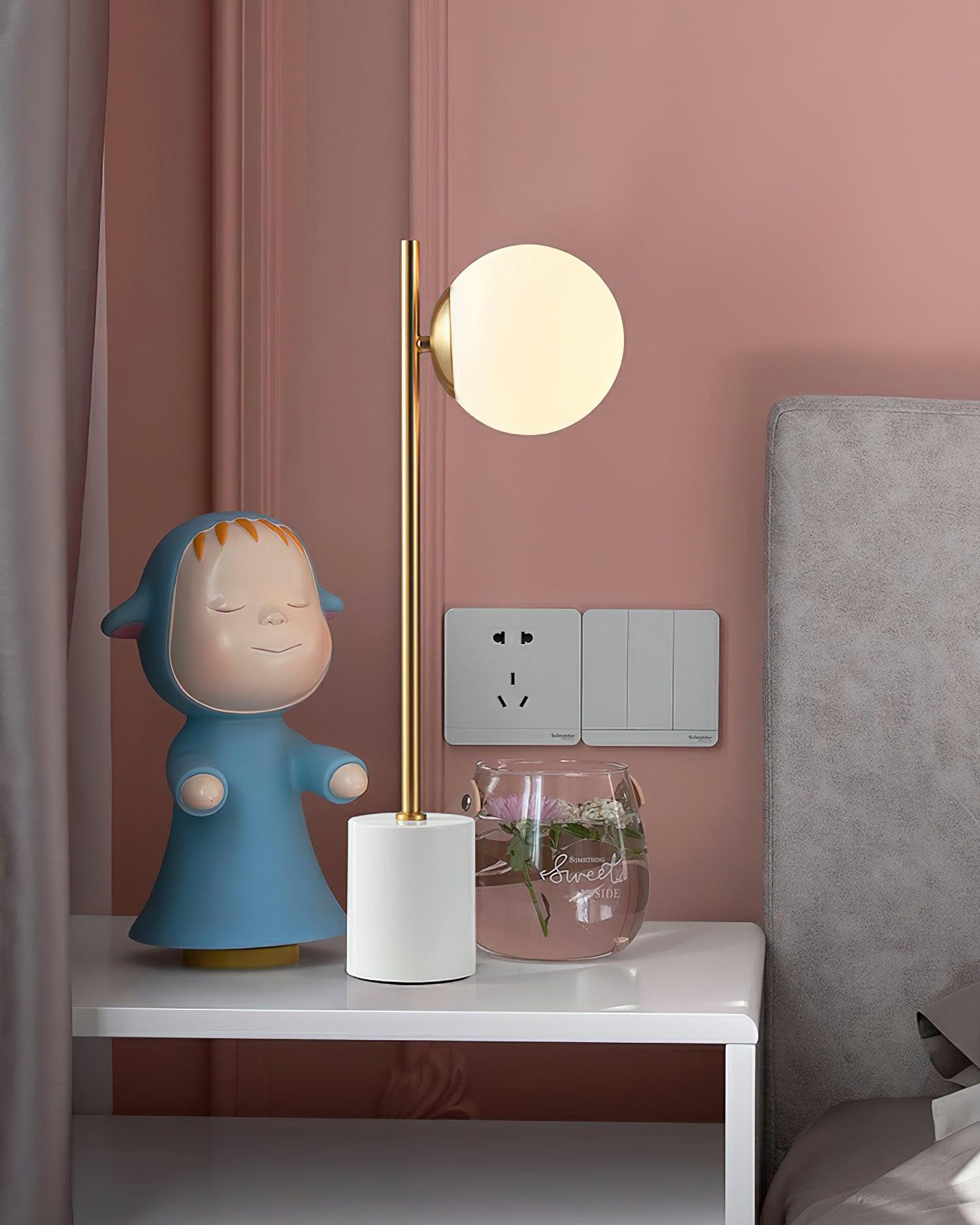 Harper_Globe_Table_Lamp_25