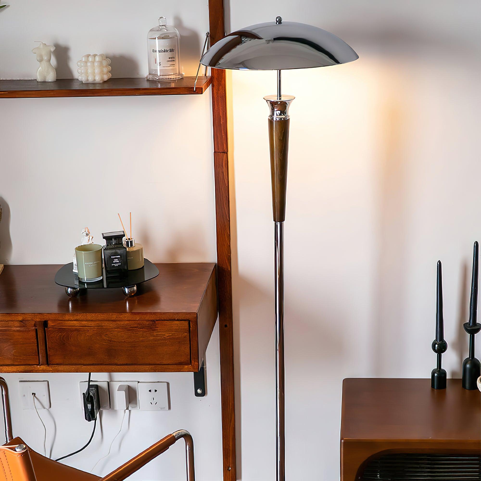Helmet_Floor_Lamp_5