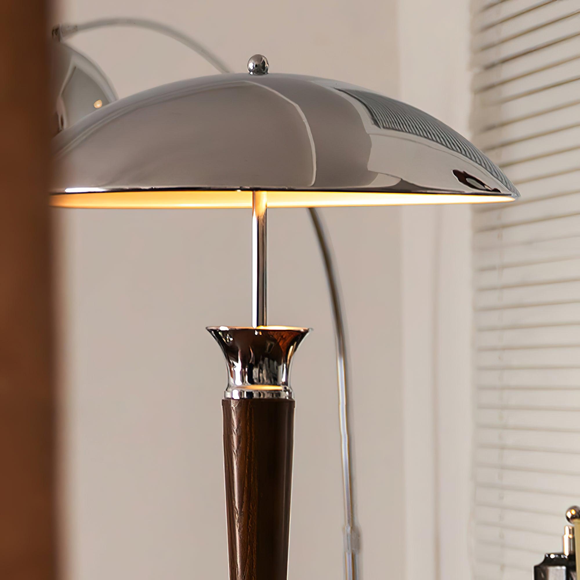 Helmet_Floor_Lamp_7