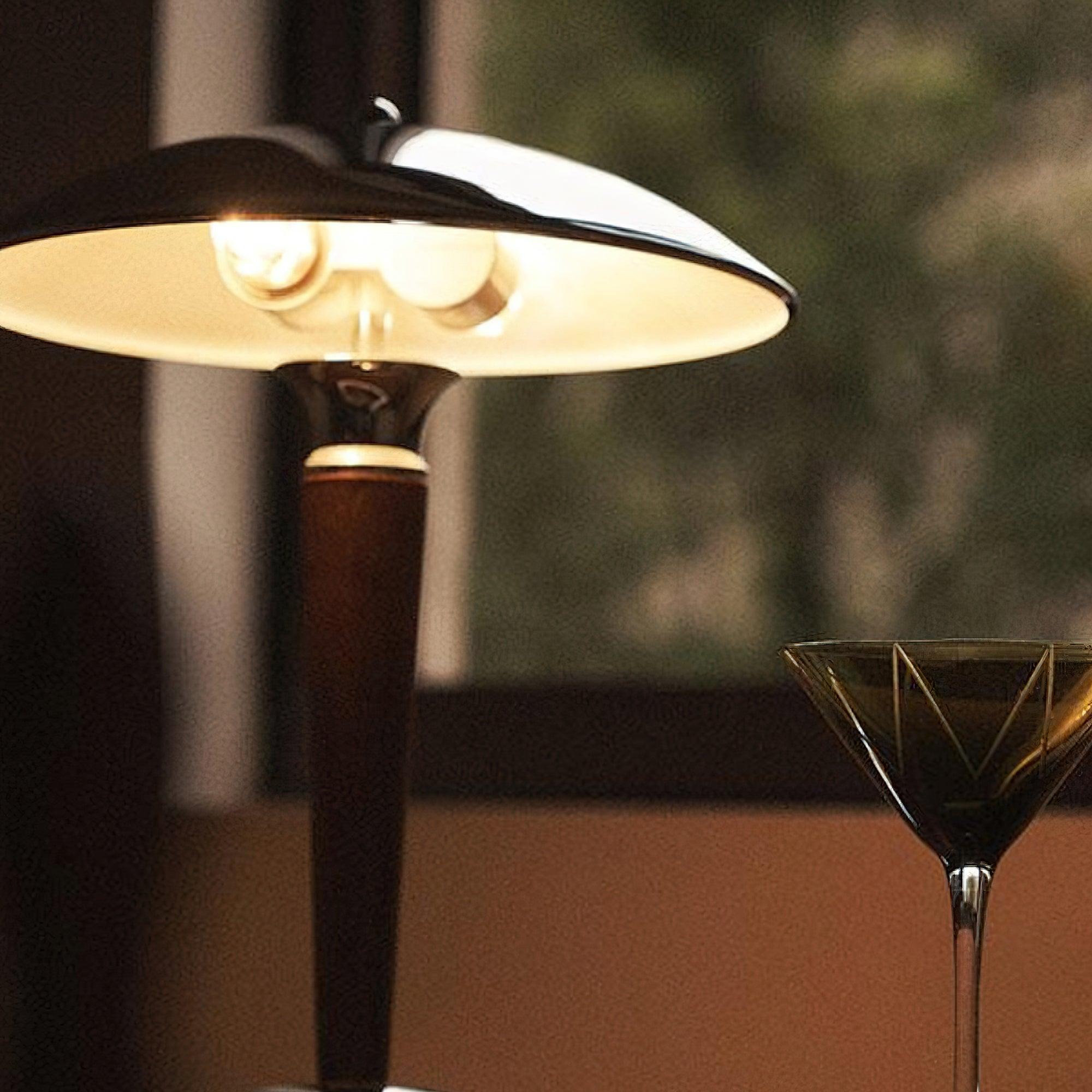 Helmet_Table_Lamp_2