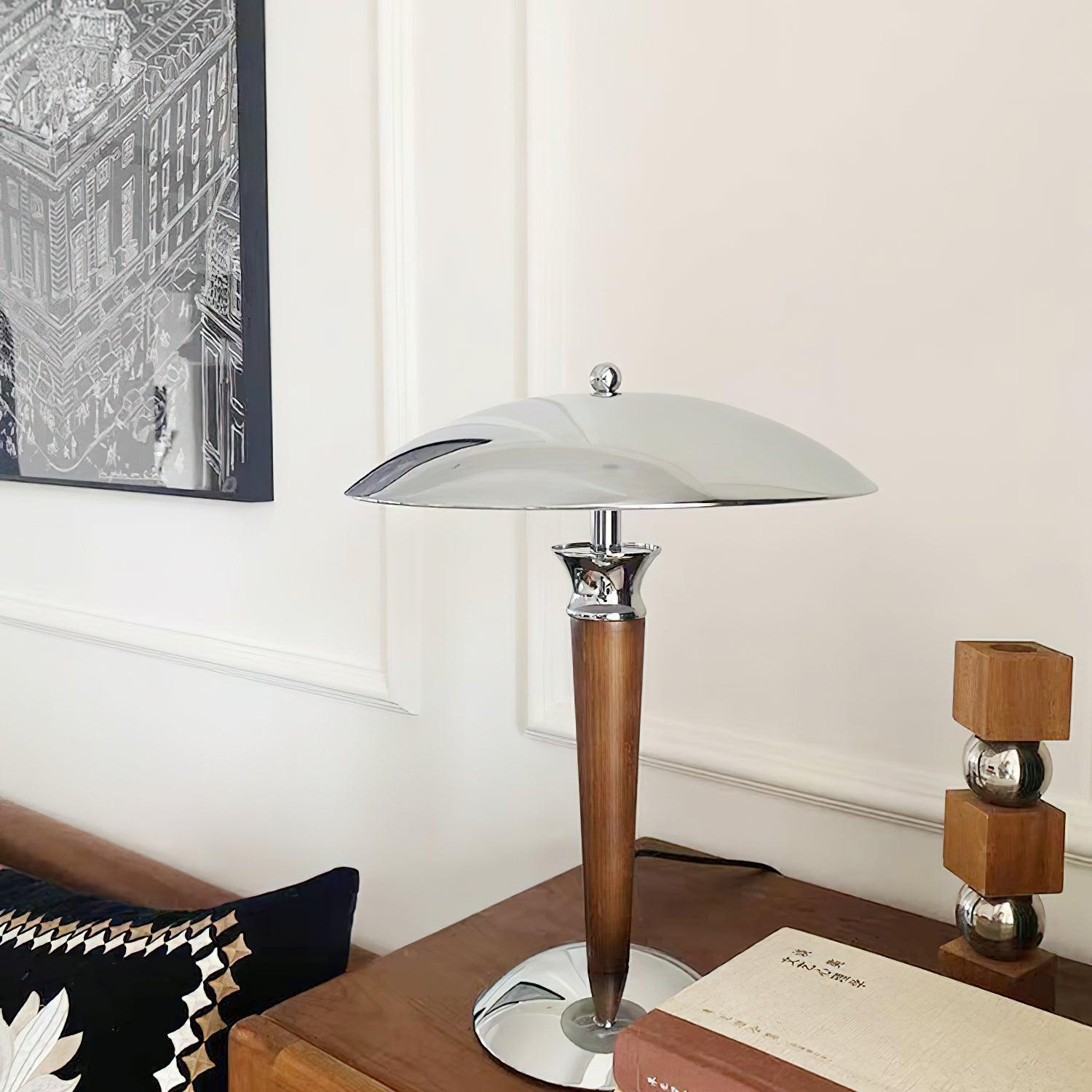 Helmet_Table_Lamp_4