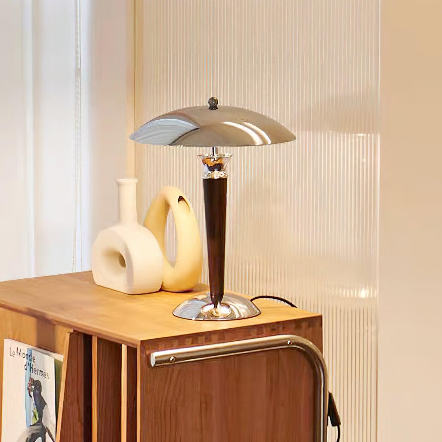 Helmet_Table_Lamp_6