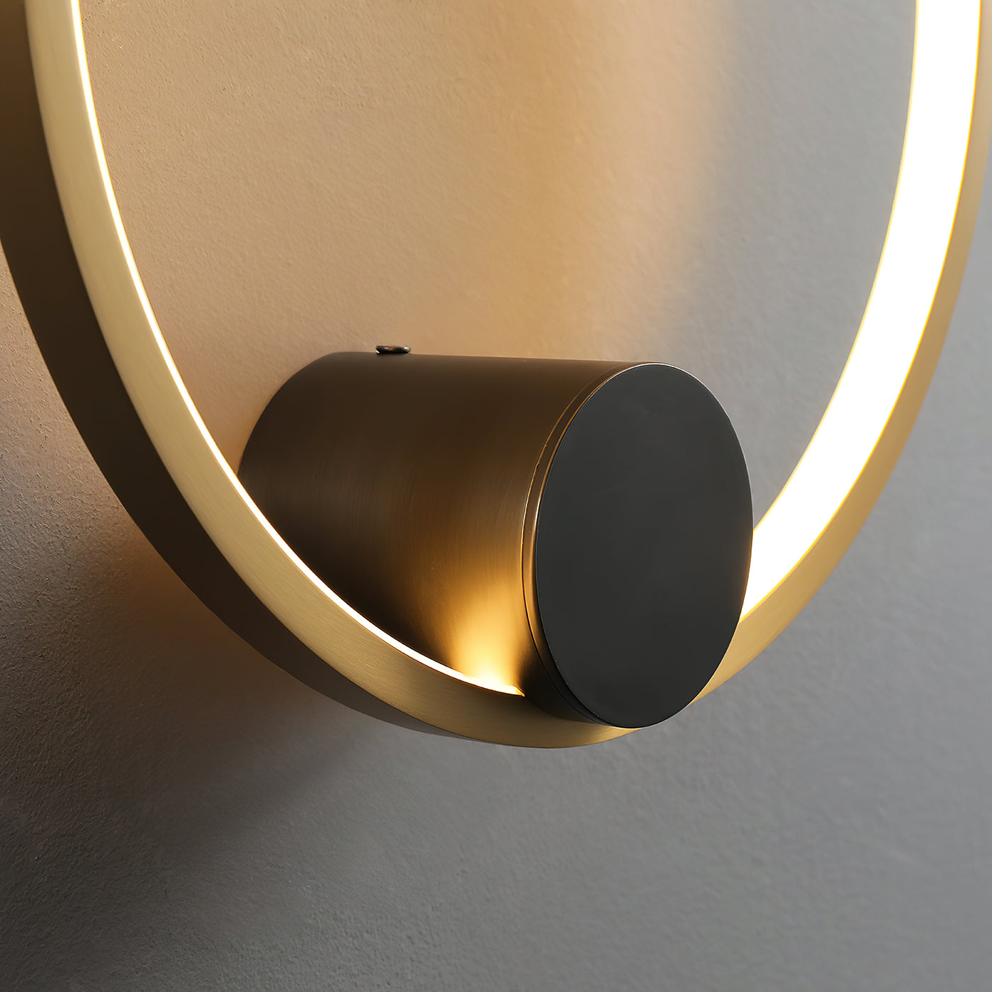Holy_Brass_Wall_Lamp_5