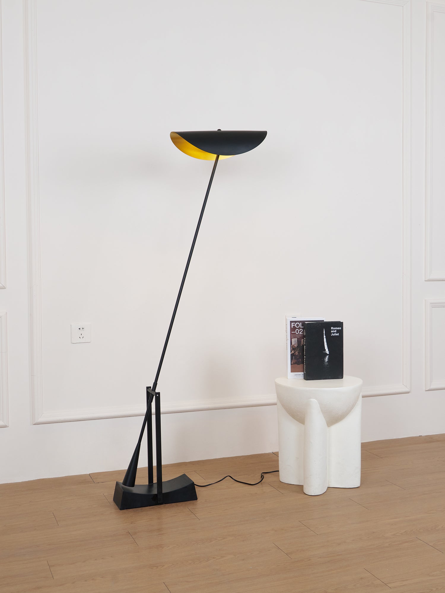 Horizon_Floor_Lamp._5
