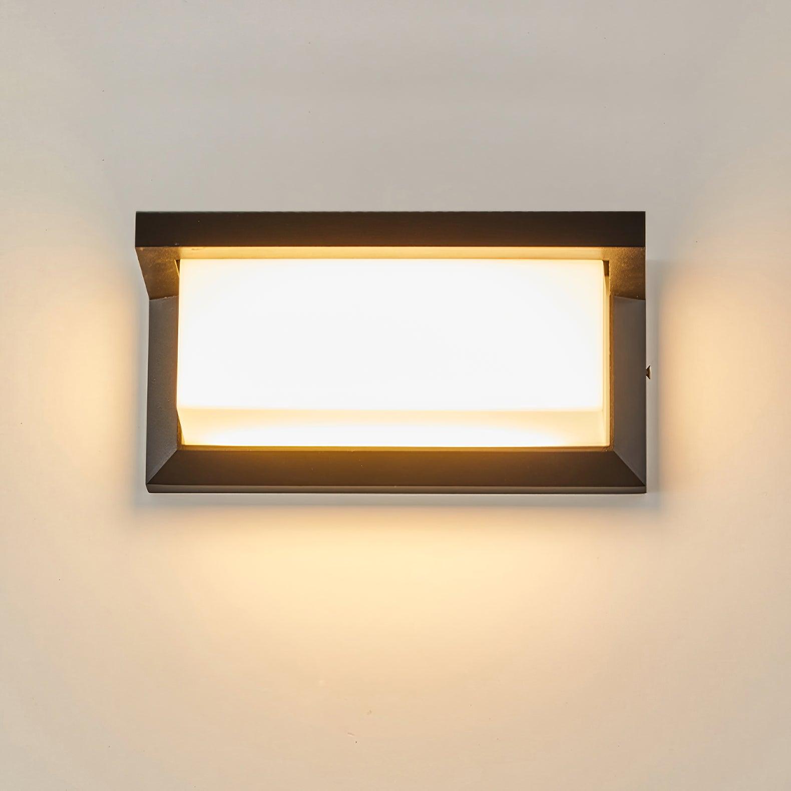 Horizontal_LED_Outdoor_Light_10