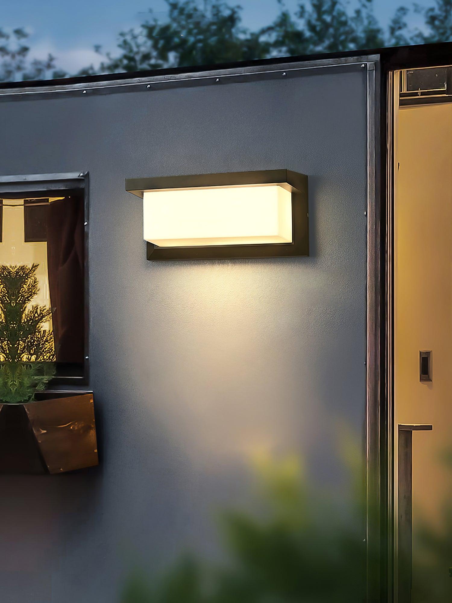 Horizontal_LED_Outdoor_Light_14